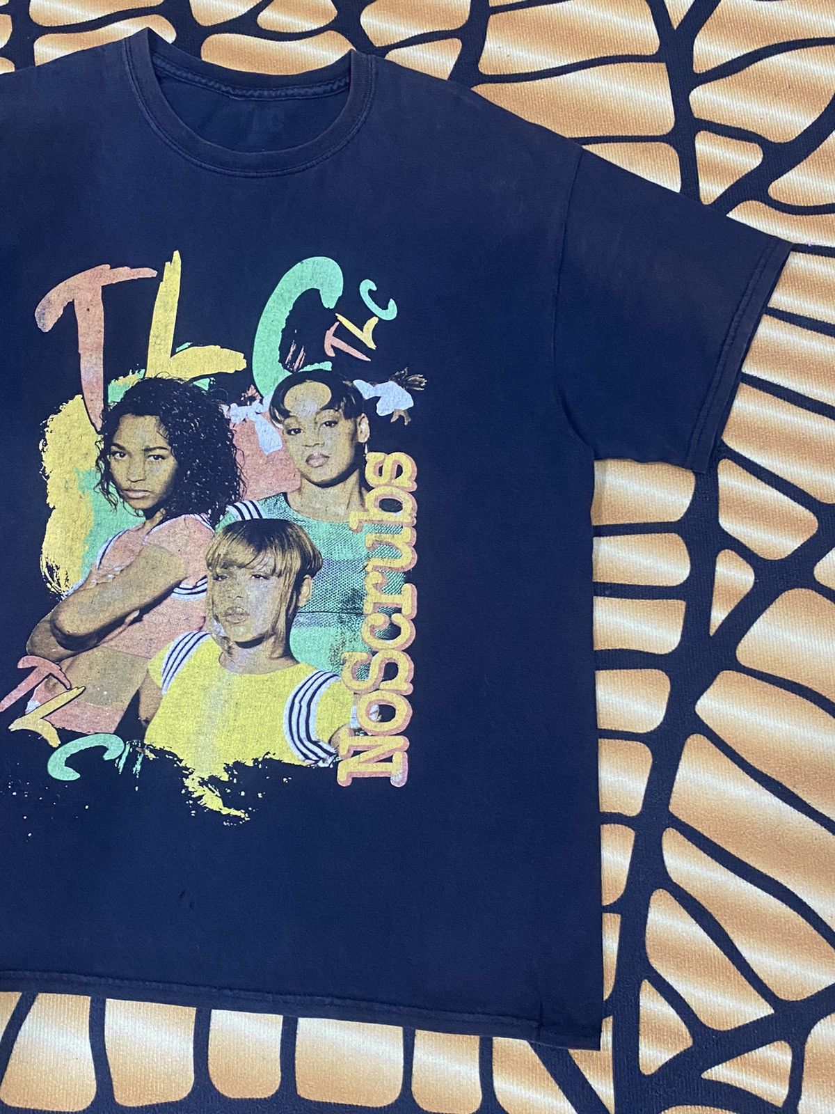 Band Tees × Rap Tees × Vintage RARE Y2K TLC RAP TEE FADED BLACK TSHIRT Size US M / EU 48-50 / 2 - 4 Thumbnail