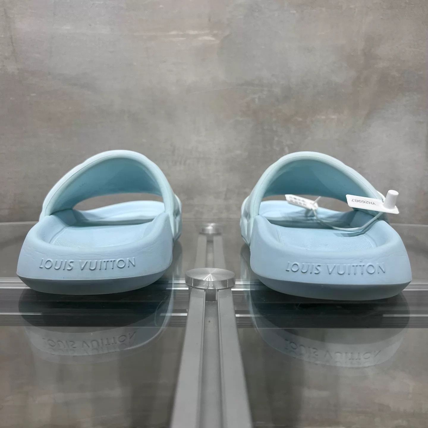 Louis Vuitton LV Monogram All-Over Blue Slippers UK7 (41) Size US 8 / EU 41 - 6 Thumbnail