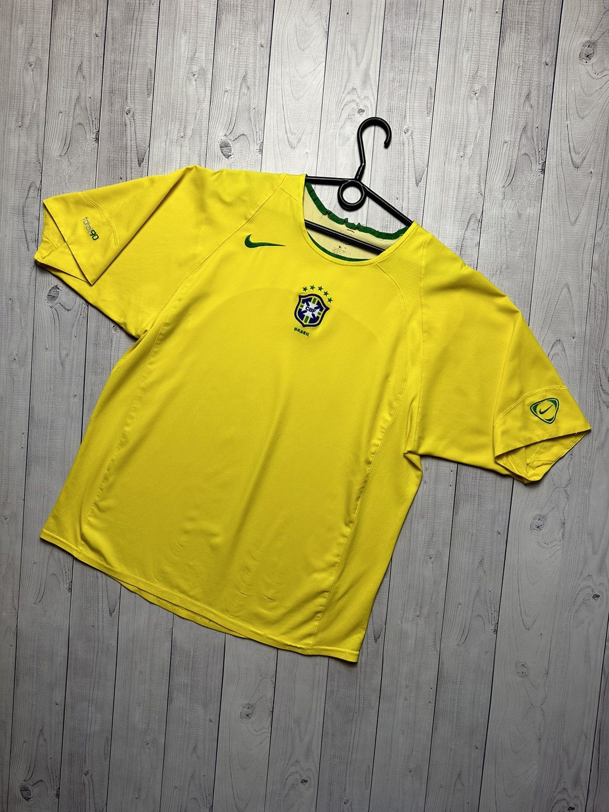 Nike × Vintage Vintage Brazil soccer jersey size L total 90 logo Brasil Size US L / EU 52-54 / 3 - 1 Thumbnail
