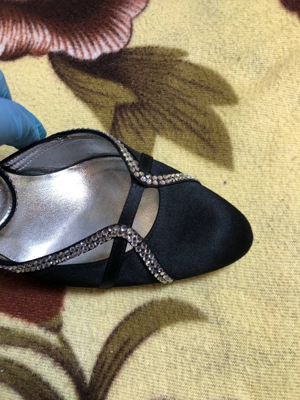 Dolce & Gabbana D&G Velvet Crystal Slingback Heels Vintage shoes Size US 7 / IT 37 - 6 Thumbnail