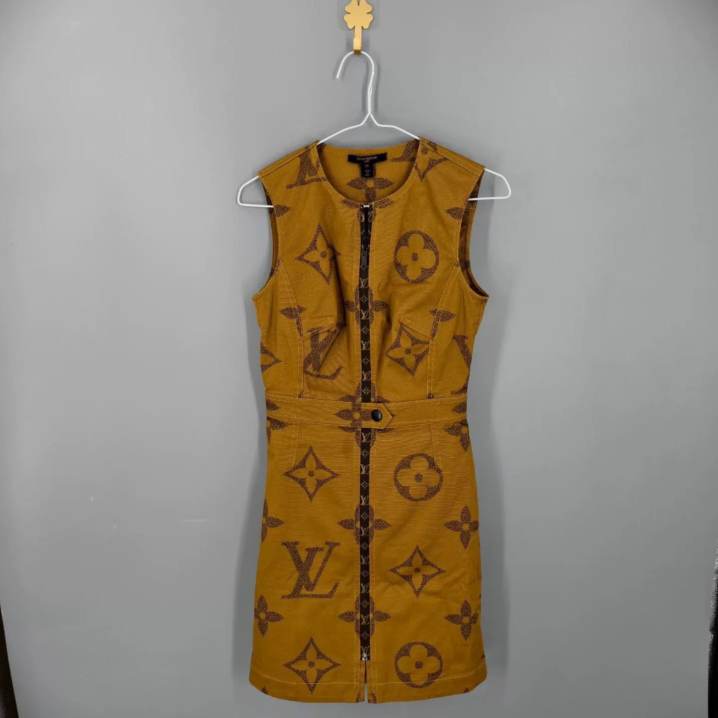 Louis Vuitton Louis Vuitton Brown Monogram Sleeveless Dress Size XXS / US 00 / IT 34 - 1 Thumbnail