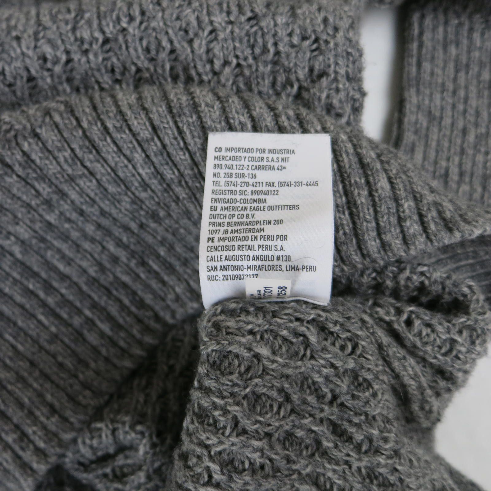 American Eagle Outfitters Women's Small American Eagle Outfitters Gray V-Neck Sweater Size S / US 4 / IT 40 - 8 Thumbnail