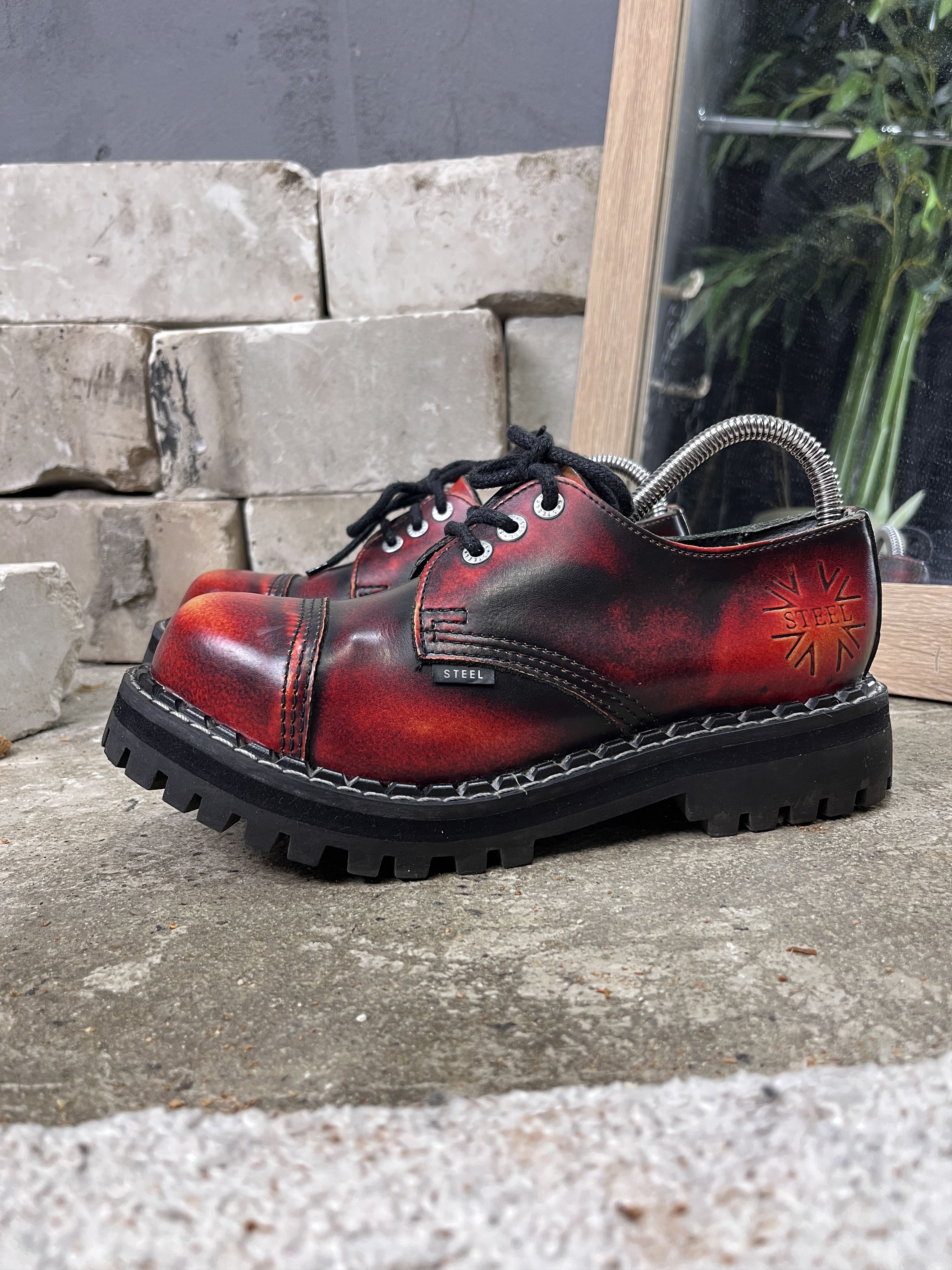 Other 1990s STEEL CHUNKY LUG SOLE ENGLAND OXFORDS - 5132 Size US 6 / EU 39 - 2 Thumbnail
