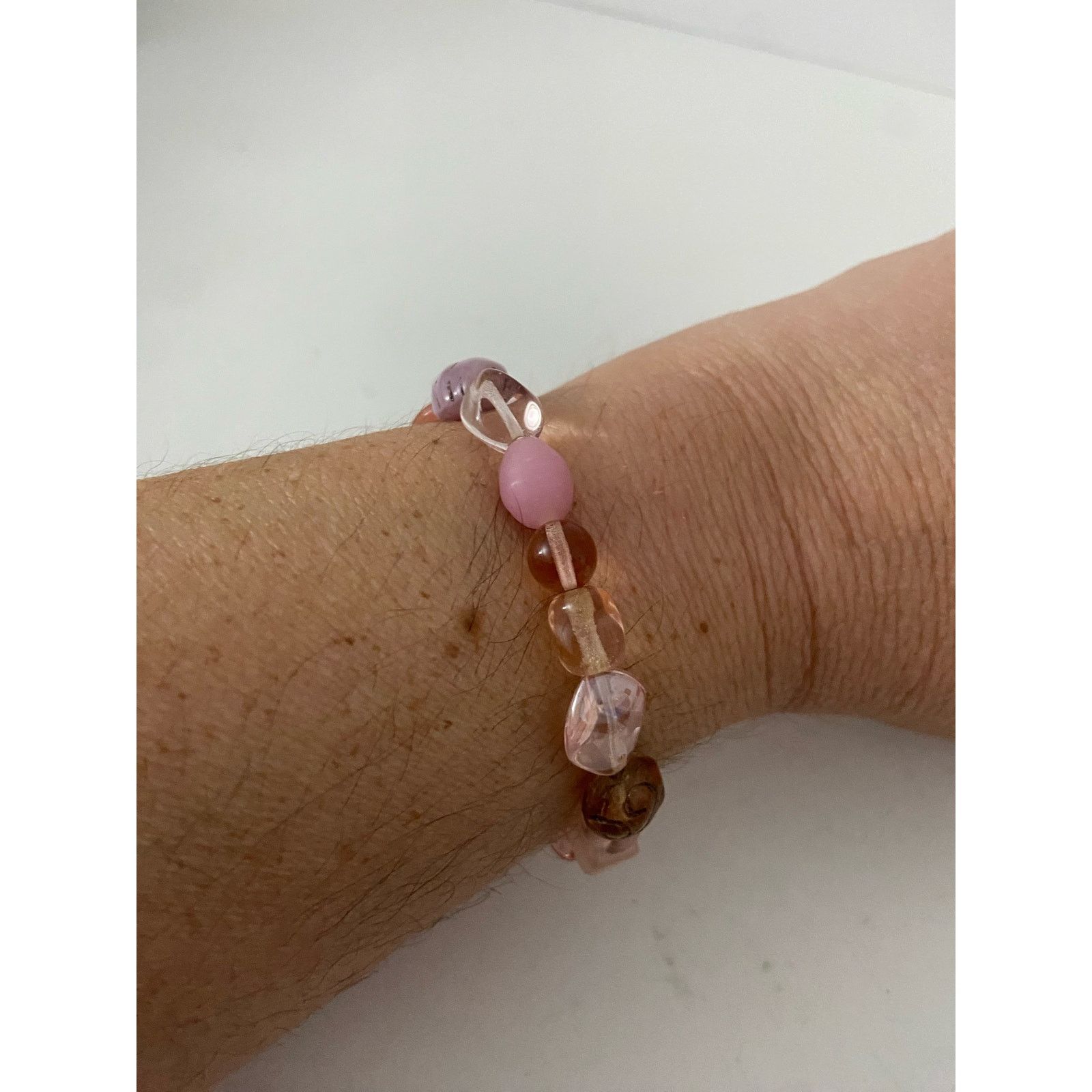 Handmade Handmade pink glass bead bracelet Size ONE SIZE - 1 Thumbnail