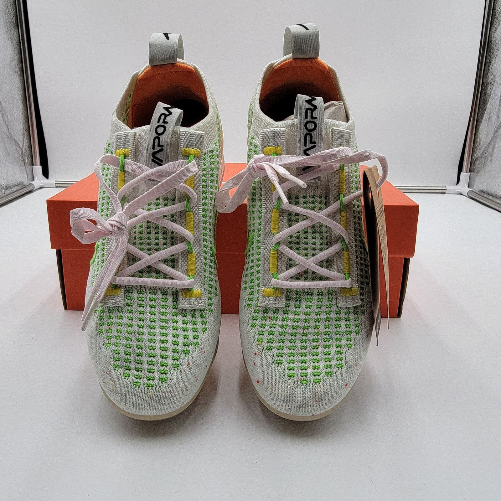 Nike Nike Air VaporMax 2021 'Feel Love' Women's Size 6 FD0871-100 Size US 6 / IT 36 - 3 Thumbnail