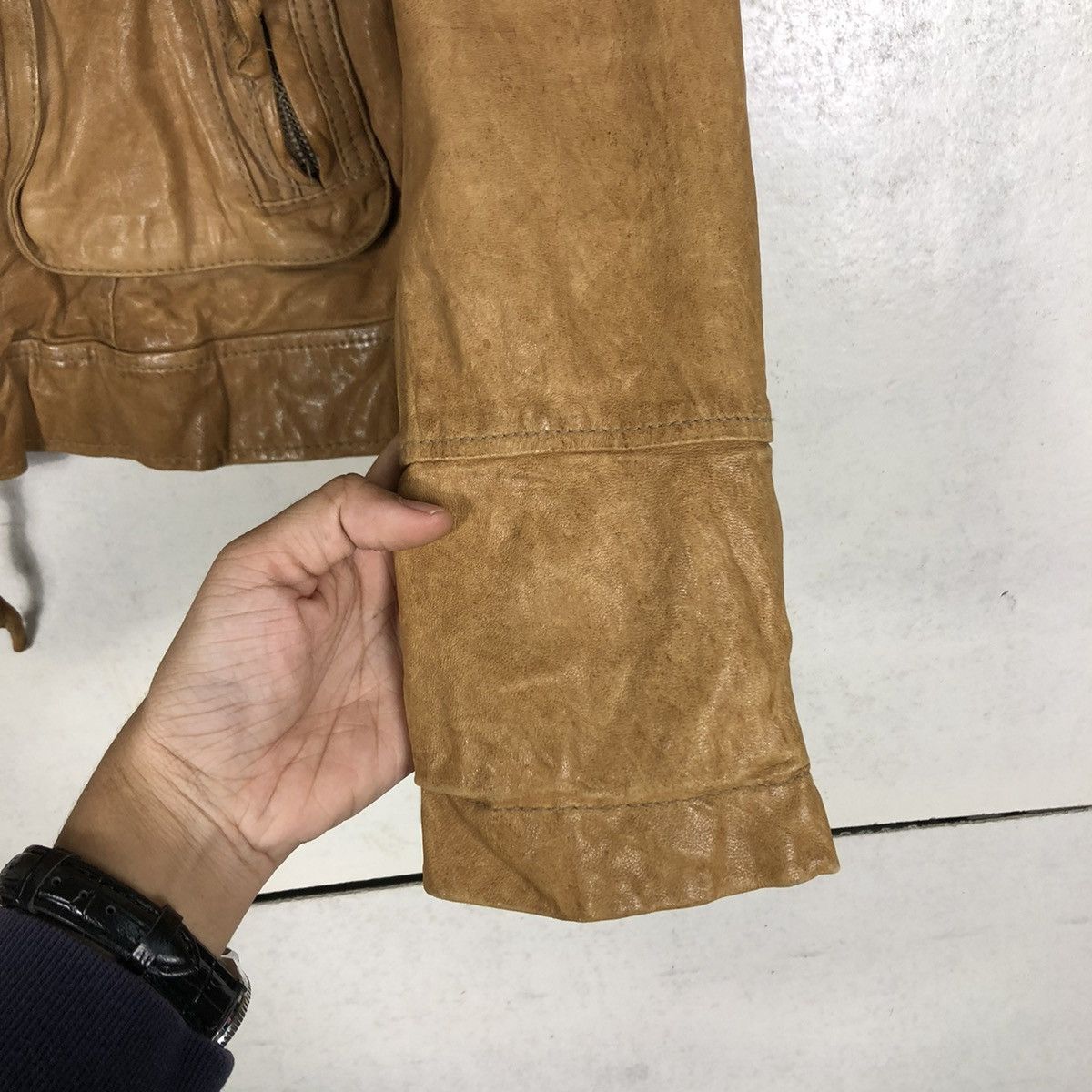 Vintage 🔥CROPPED BIKER LEATHER JACKET ZIPPER RARE Size US XS / EU 42 / 0 - 18 Thumbnail