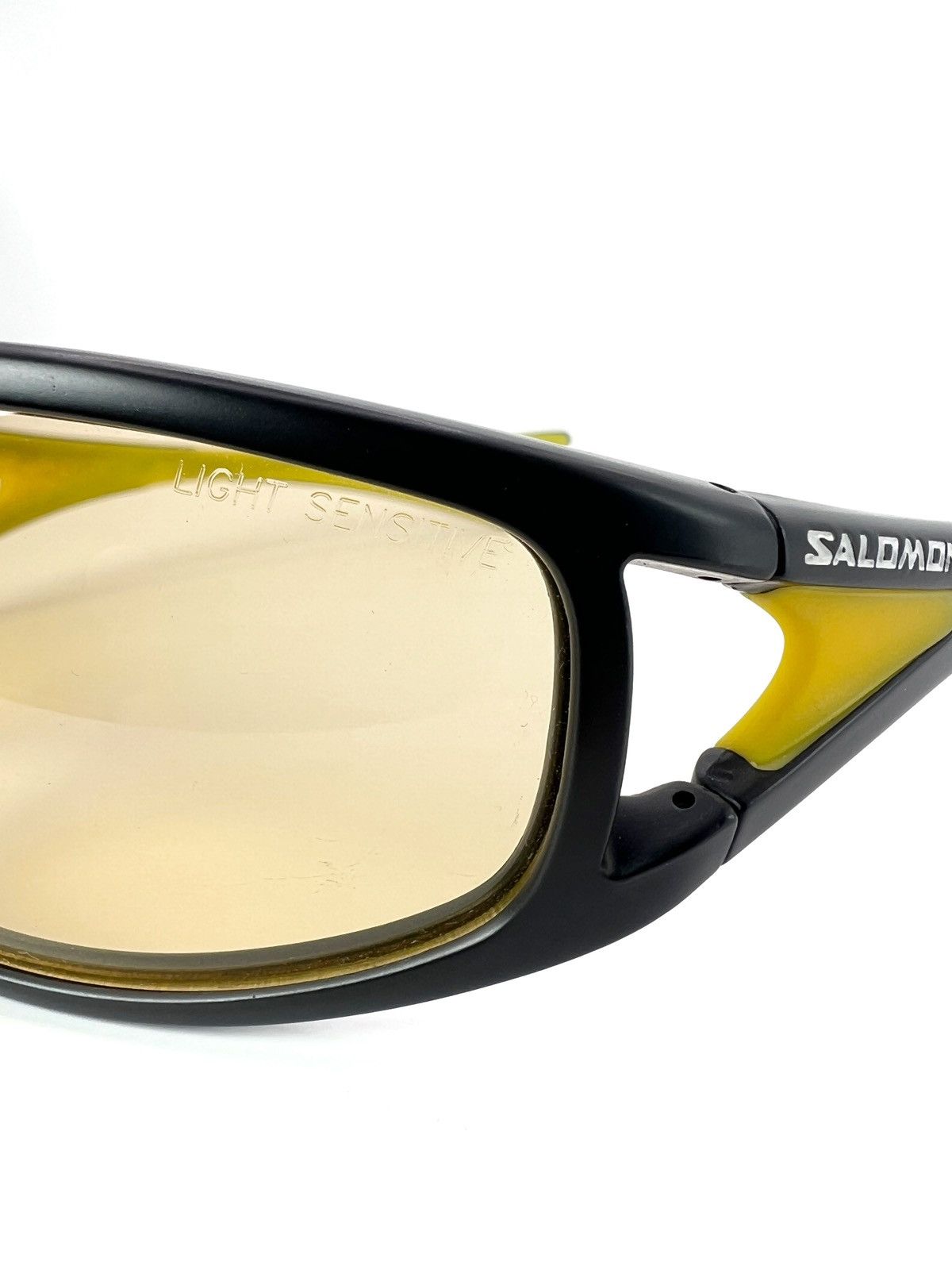 Salomon 00s Vintage Salomon Sunglasses Light Sensitive Lenses Yellow Size ONE SIZE - 5 Thumbnail