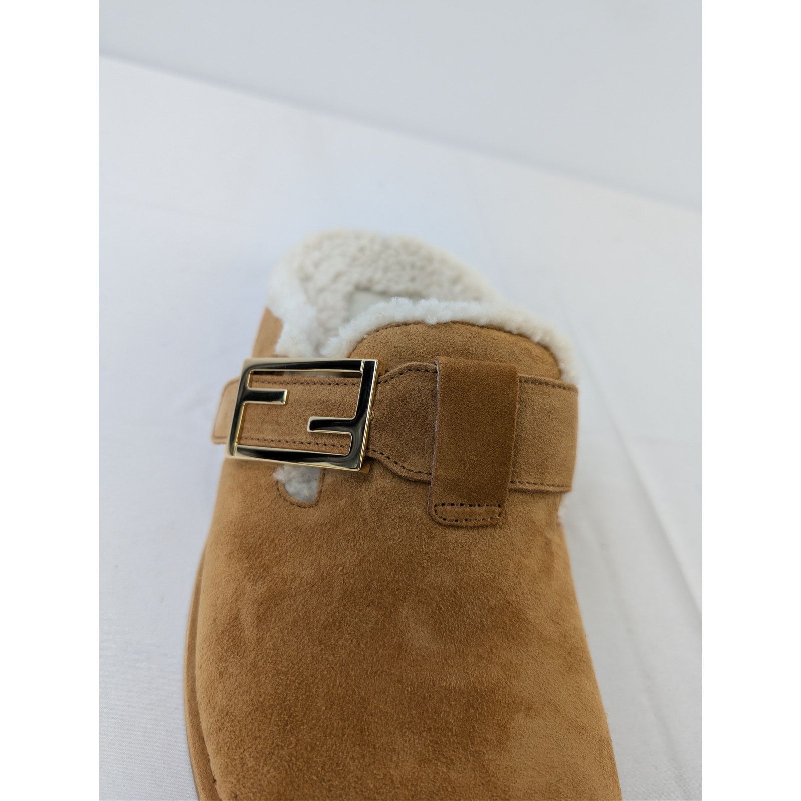 Fendi o1rshd1 Leather Feel Suede Shearling Slippers Caramel Brown Size US 8 / IT 38 - 15 Thumbnail