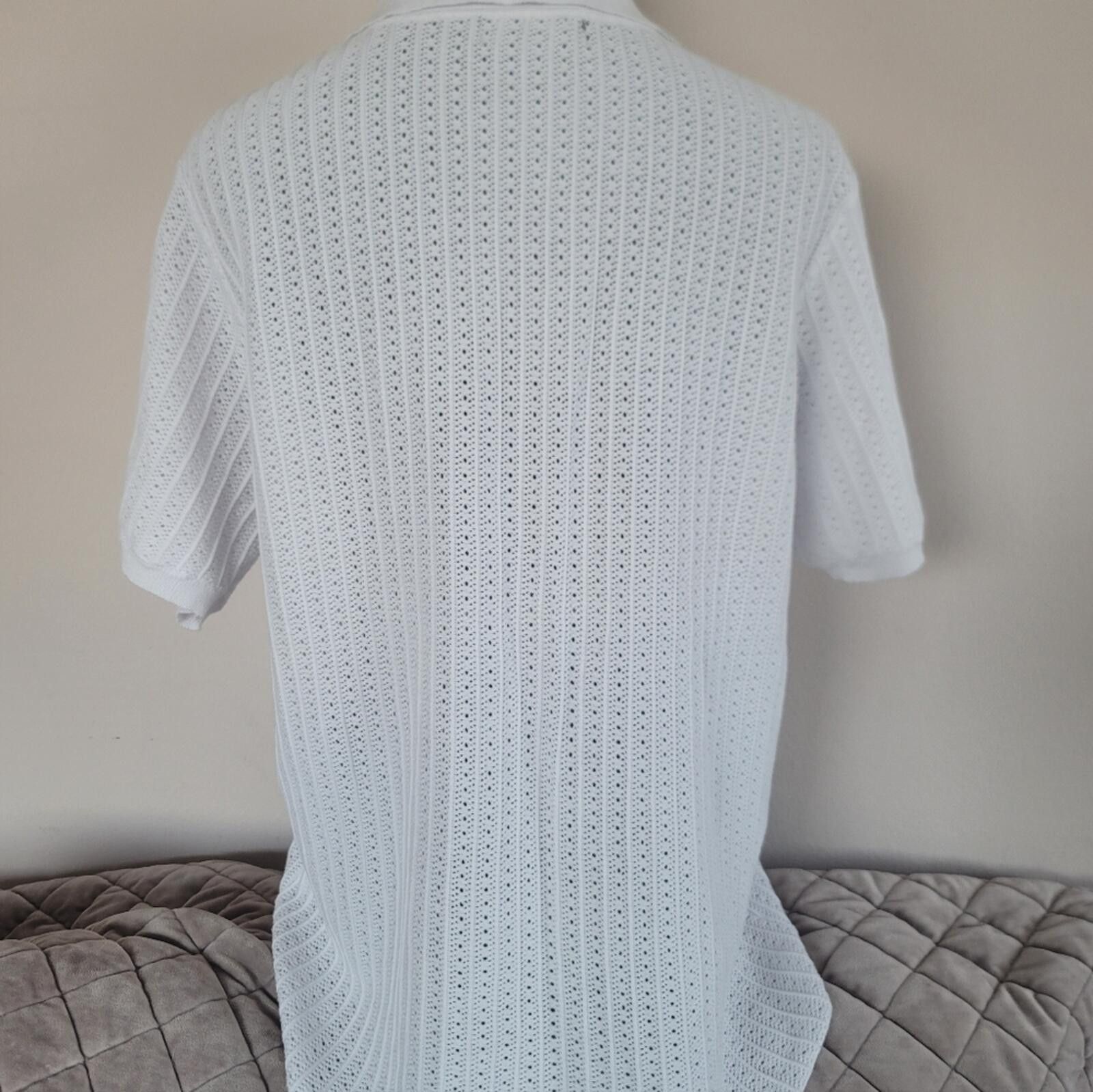 Joseph Abboud Joseph A White V-Neck Collar T-shirt Buttons Sz L Coastal Size L / US 10 / IT 46 - 5 Thumbnail