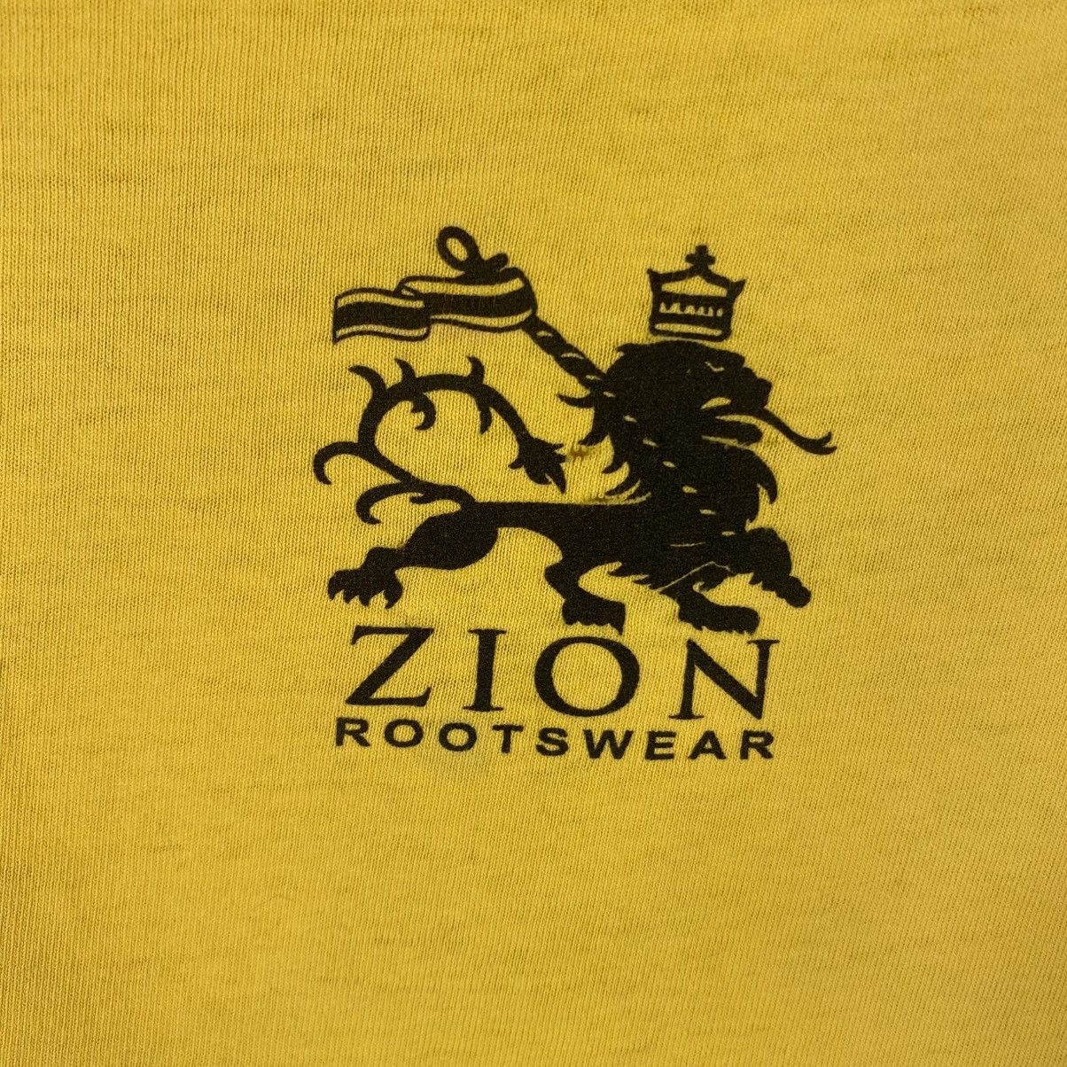 Japanese Brand Distressed Vintage 90's TRENCHTOWN JAMAICA Zion Tee Shirt Size US XL / EU 56 / 4 - 8 Thumbnail