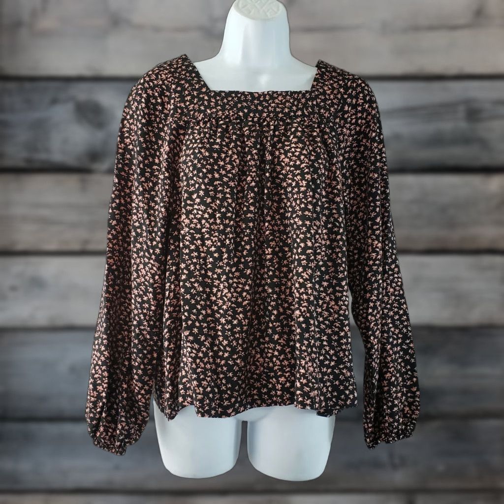 Vintage Universal Thread Blouse Shirt Womens Small Black Pink Floral Long Sleeve Rayon Square Neck Casual Mens? Womens Size S / US 4 / IT 40 - 1 Thumbnail