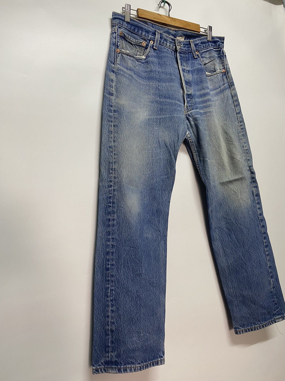 Levi's × Levi's Vintage Clothing Vintage Levi’s 501xx Jeans Men’s 34x32 Button Fly Denim Size US 34 / EU 50 - 4 Thumbnail