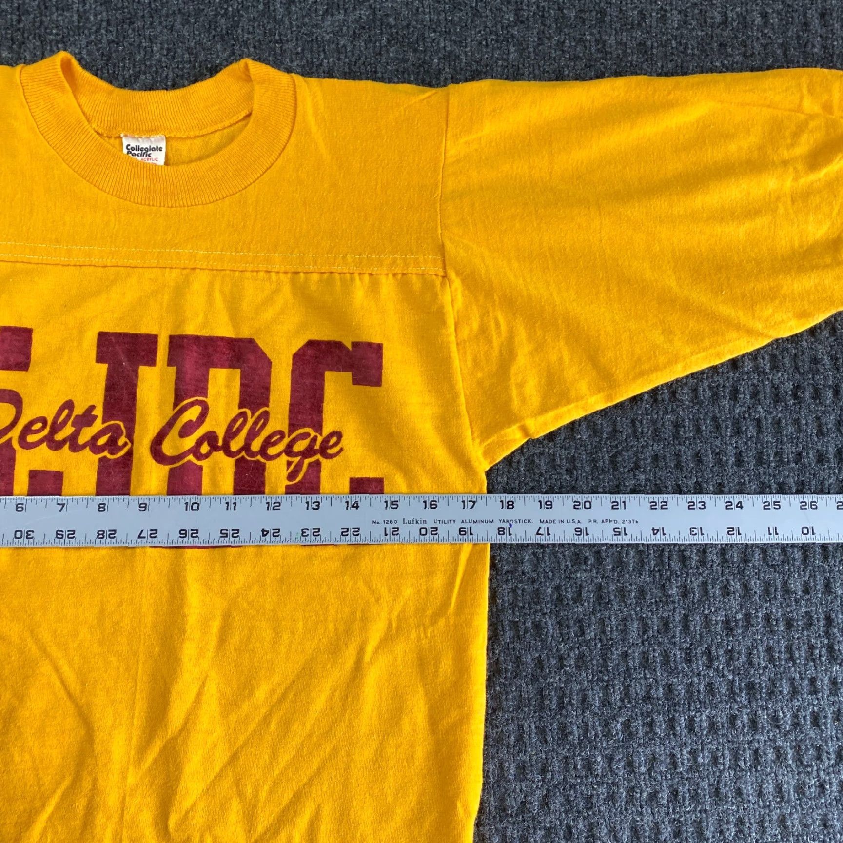 Delta VINTAGE Collegiate Pacific Shirt Men S Yellow 3/4 Sleeve USA 60s 70s 80s College Stockton San Joaquin Delta College Shirt S Single Stitch Made USA Size US S / EU 44-46 / 1 - 5 Thumbnail