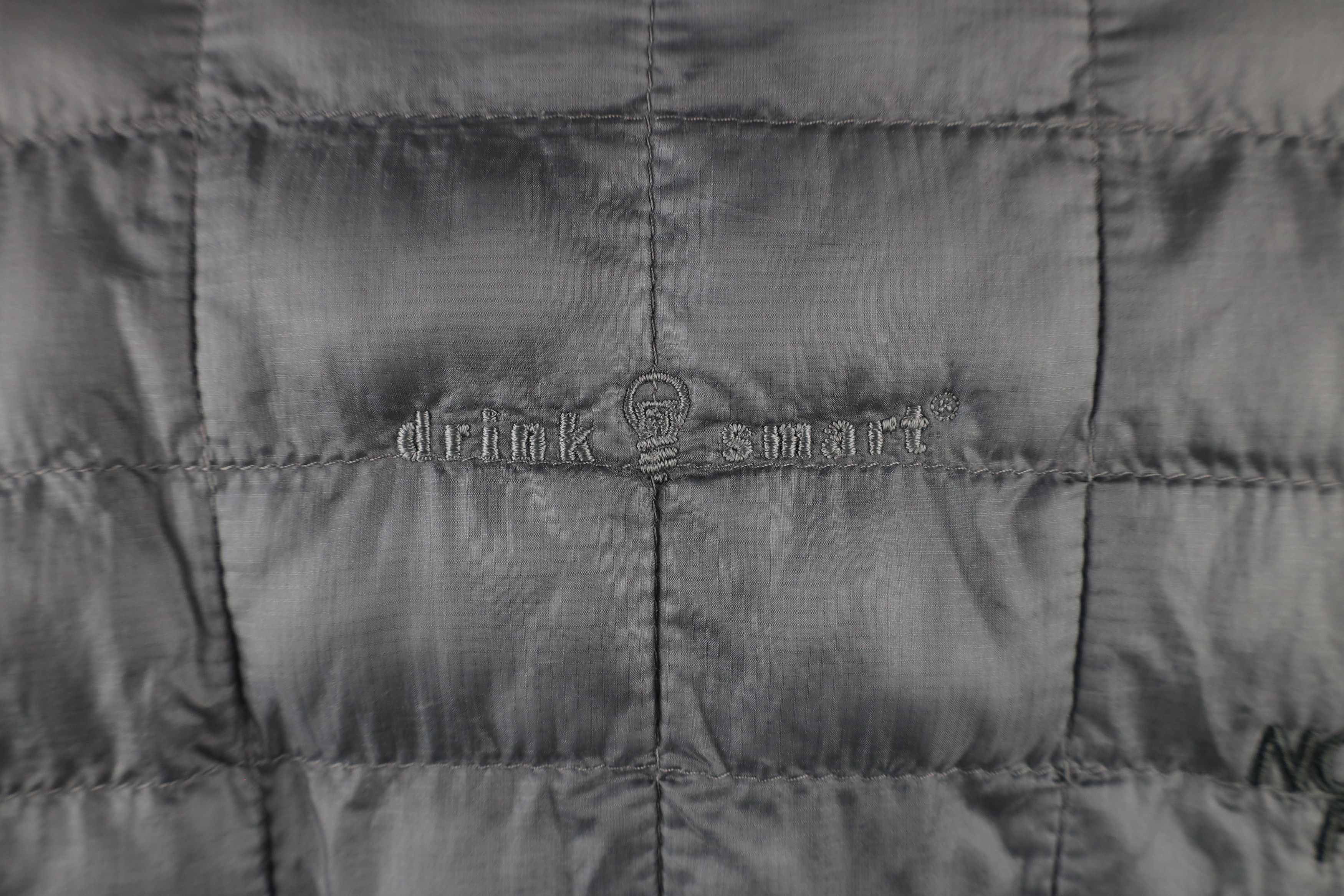 The North Face × Vintage The North Face Beam Bourbon Whiskey Thermoball 2.0 Jacket Size US M / EU 48-50 / 2 - 16 Thumbnail