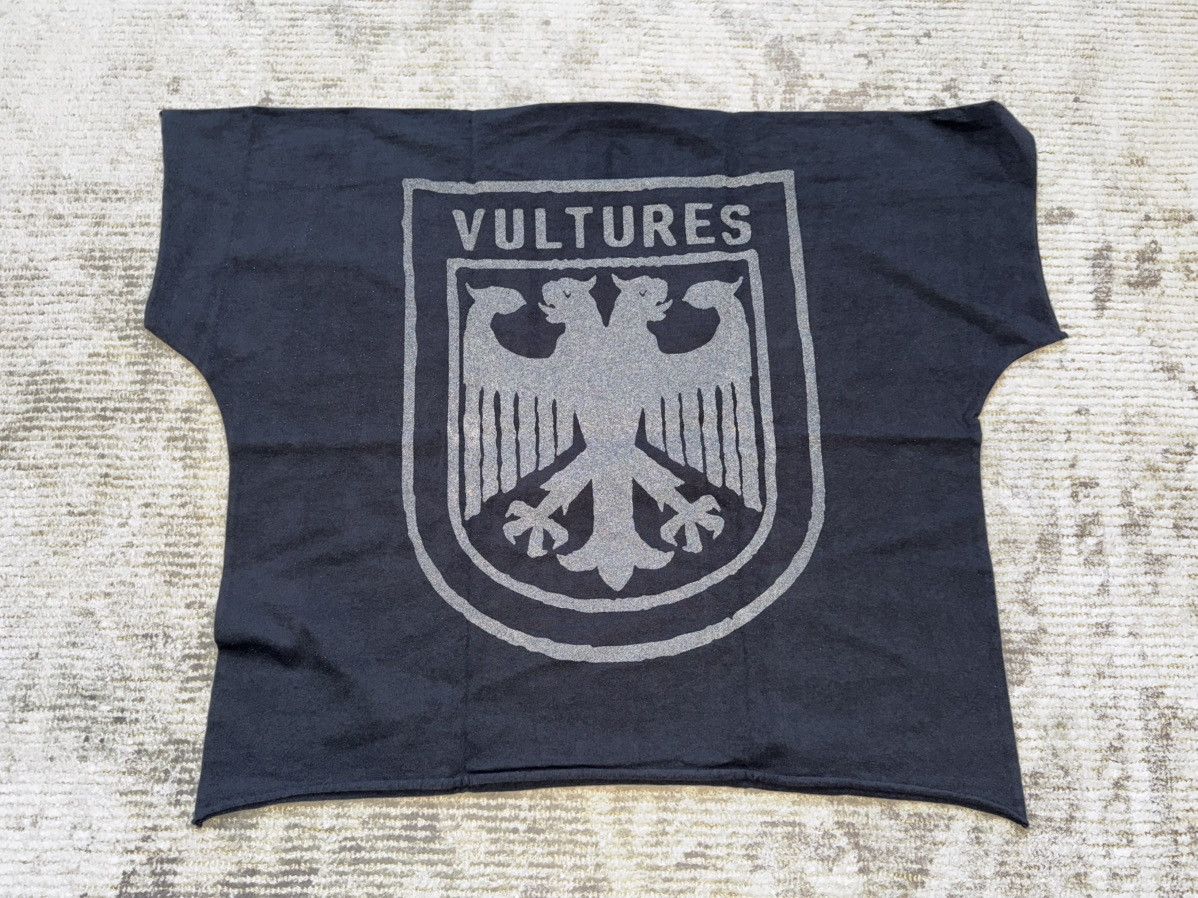 Kanye West Size 1 Yeezy Vultures Short T Black Tee Shirt Yzy Tour Small Size US S / EU 44-46 / 1 - 3 Thumbnail