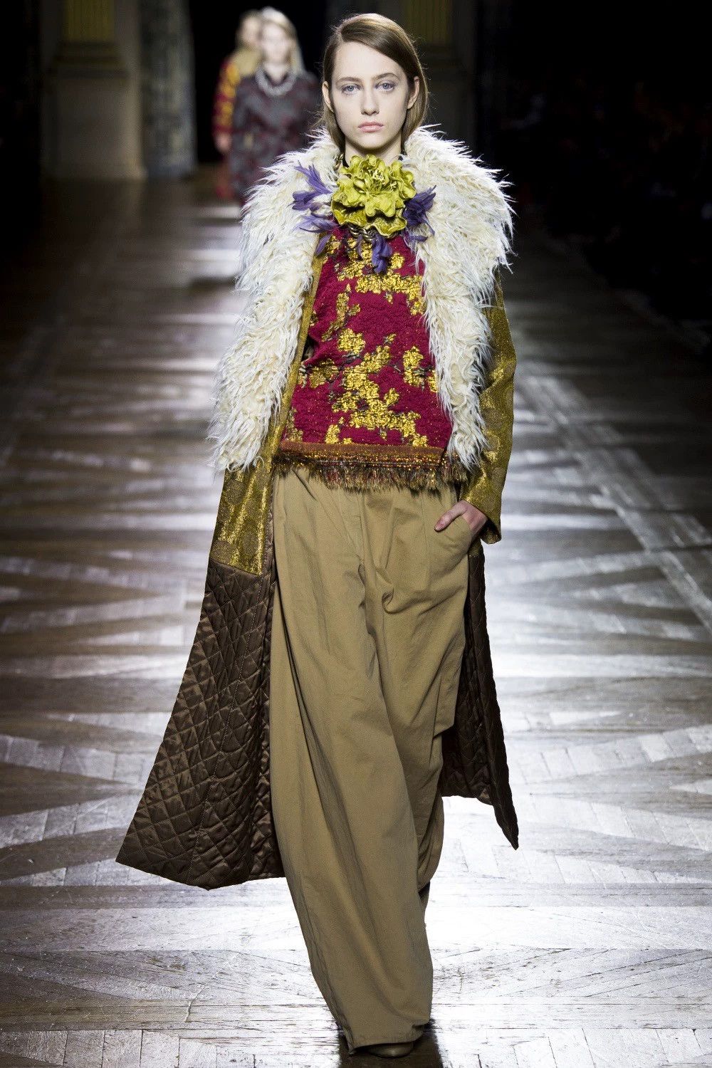 Dries Van Noten Dries Van Noten Shiny Stretchy Knit Jacket S (95+ New) Size S / US 4 / IT 40 - 9 Thumbnail