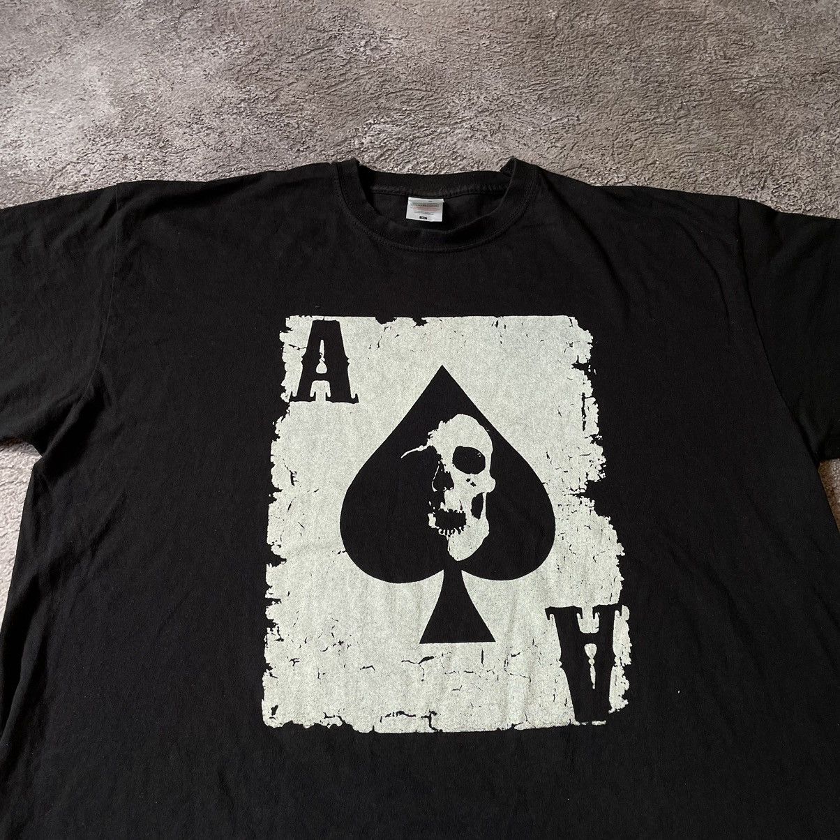 Vintage Vintage Y2K Spade Cards Graphic Tee Grunge Skater Worn In XL Size US XL / EU 56 / 4 - 5 Thumbnail