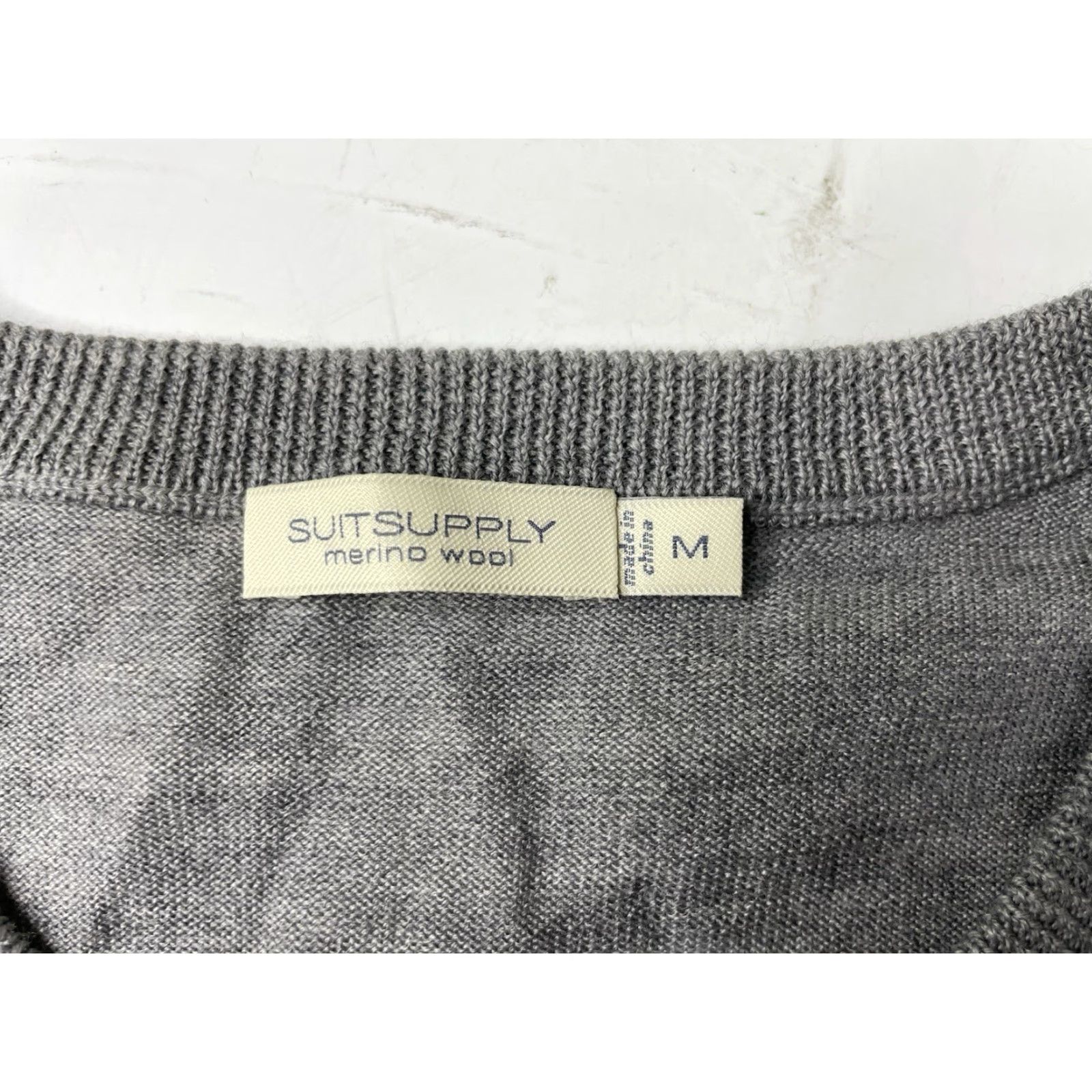 Suitsupply Suitsupply Merino Wool Sweater Men Medium Heathered Gray Crewneck Lightweight Jumper Slim Pullover All Seasons Logo Knit Capable of Machine Washable Size US M / EU 48-50 / 2 - 3 Thumbnail