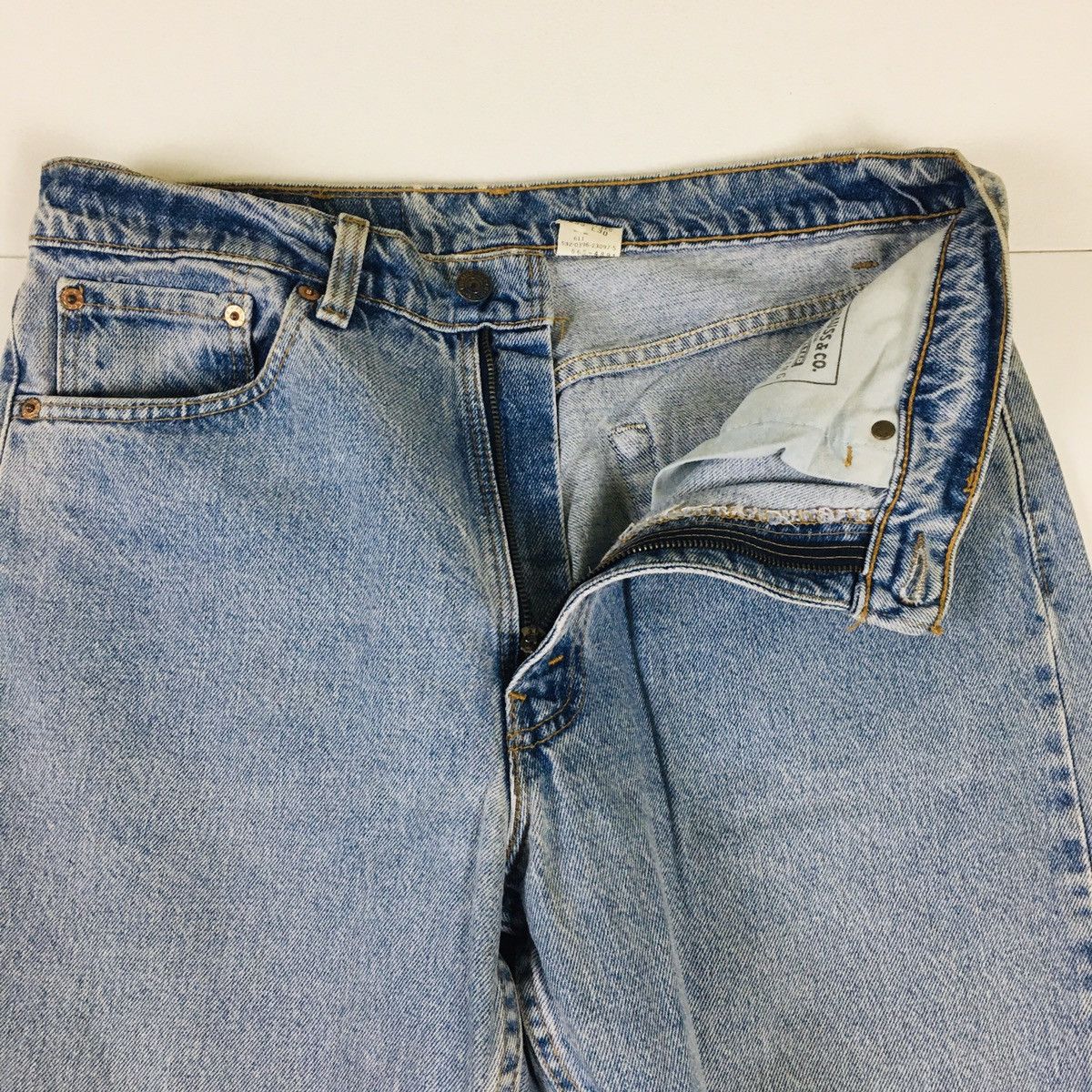 Levi's Vintage 90s Levi’s 565 Extra Loose Straight Leg Size US 33 - 9 Thumbnail