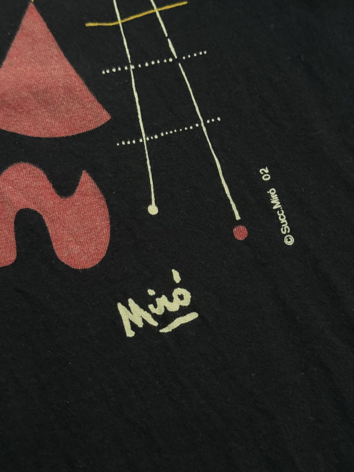 Vintage Vintage 2002 Joan Miró Art Graphic T-Shirt Size US L / EU 52-54 / 3 - 7 Thumbnail