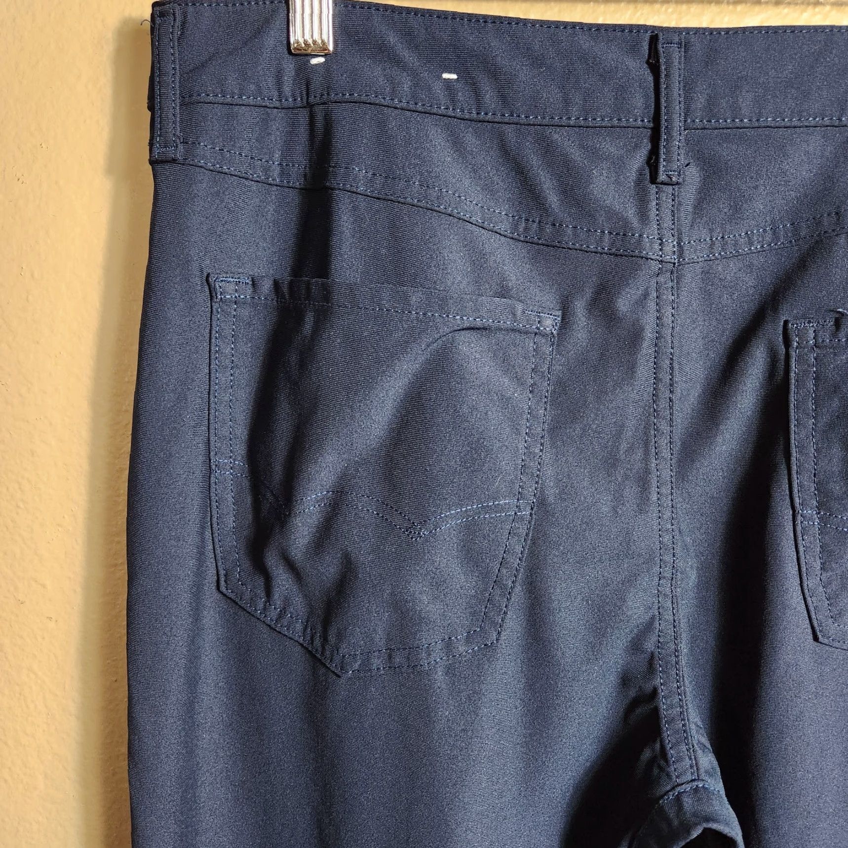 American Eagle Outfitters American Eagle Mens Navy Performance Straight Leg Golf Pants-Size 34x30 Size US 34 / EU 50 - 6 Thumbnail