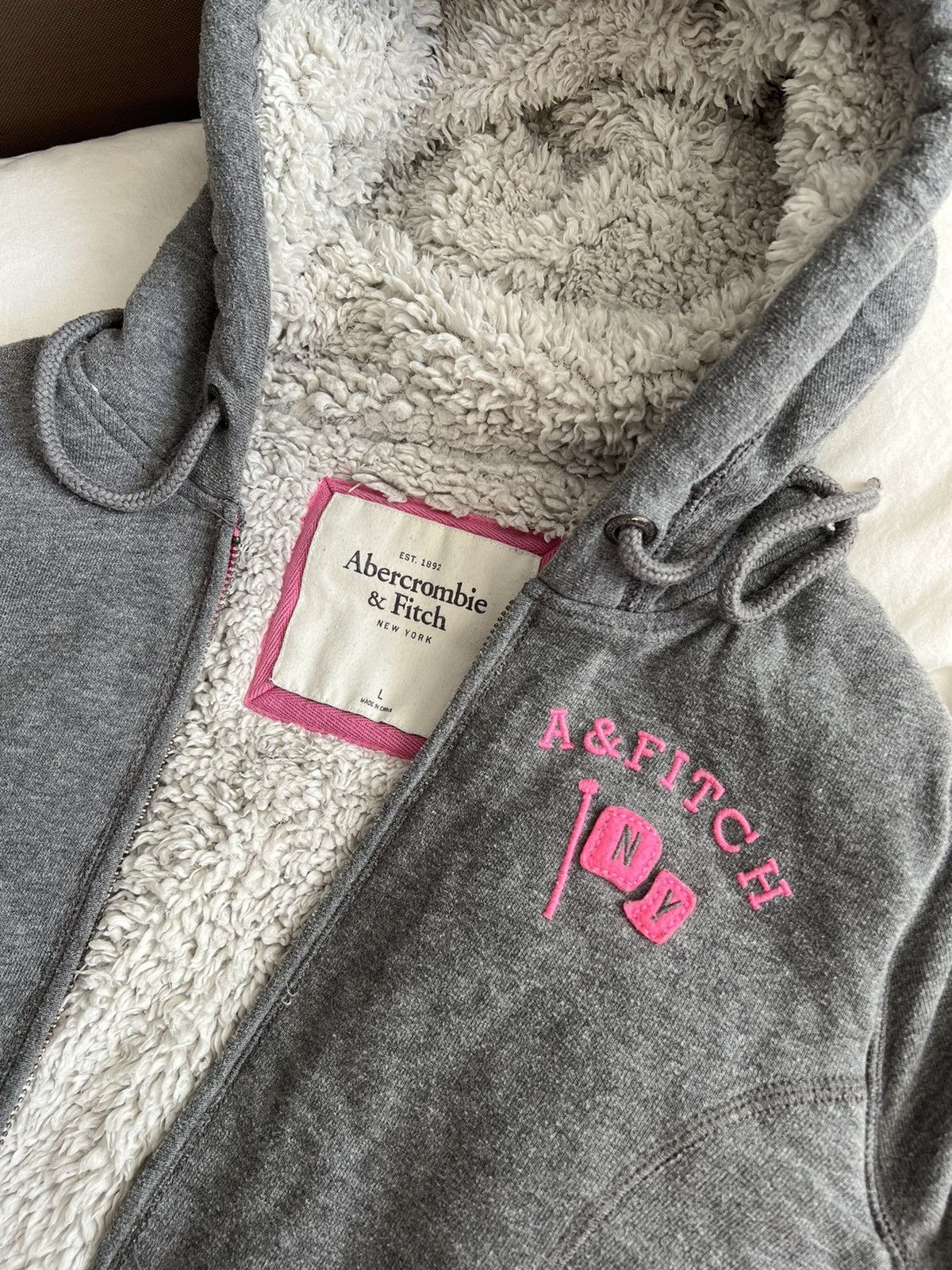 Abercrombie & Fitch × If Six Was Nine × Le Grande Bleu (L.G.B.) Abercrombie Fur Hoodie Sherpa LGB Style Size M / US 6-8 / IT 42-44 - 3 Thumbnail