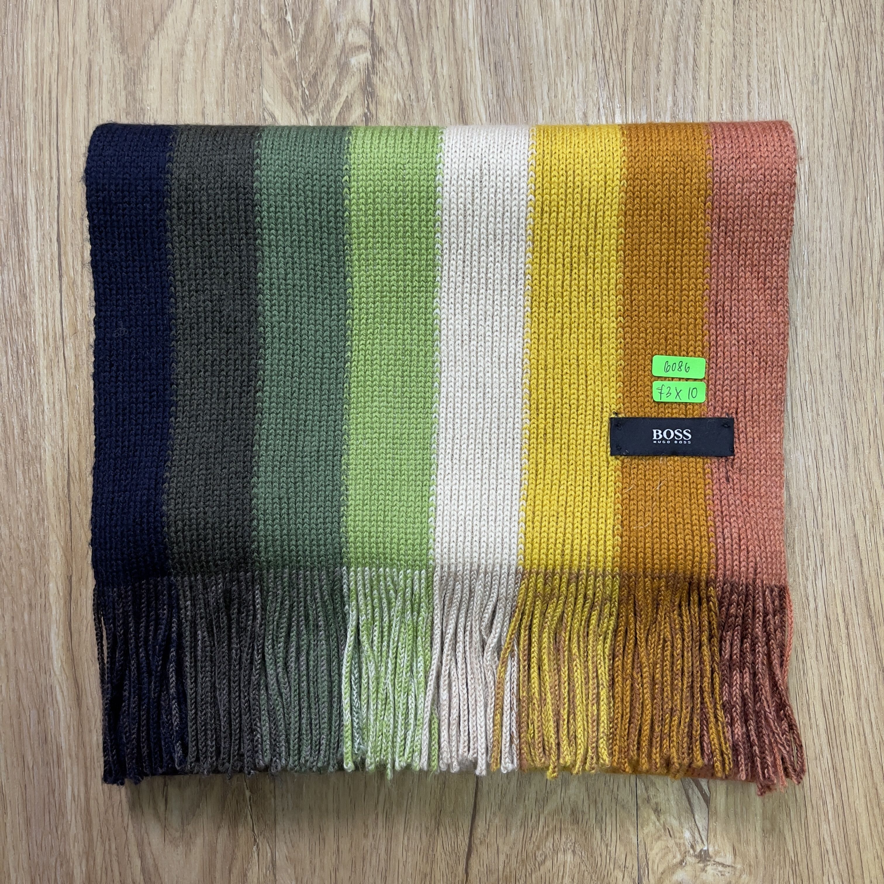 Hugo Boss Vintage Hugo Boss Scarf / Muffler - 6086 Size ONE SIZE - 9 Thumbnail