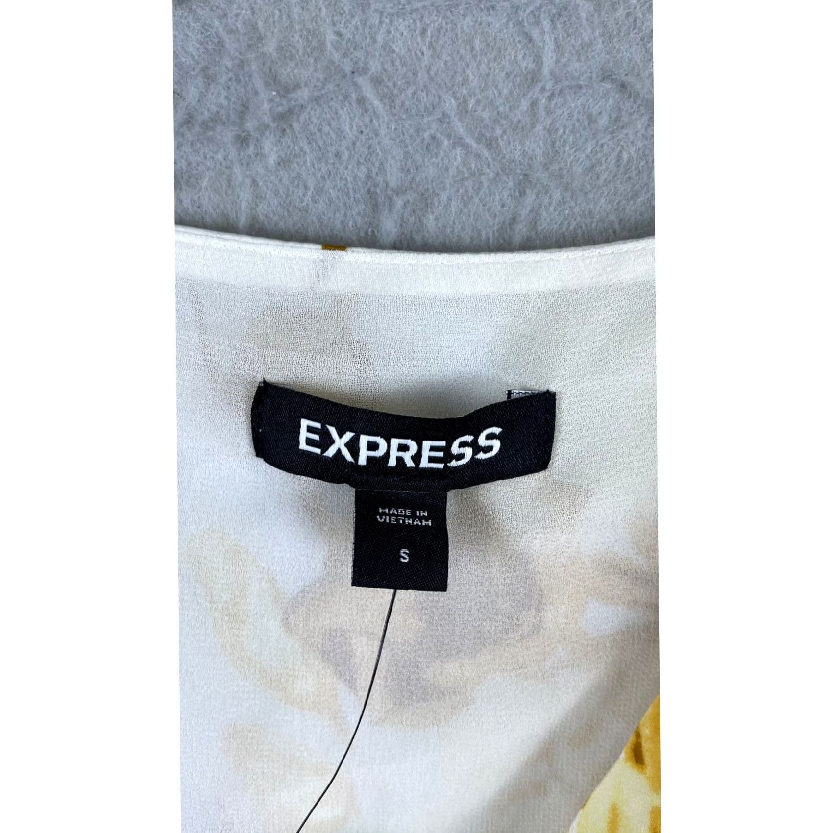 Express Express Floral Camisole Womens Small Yellow New Cowl Neck Asymmetrical Wrap Top Size S / US 4 / IT 40 - 6 Thumbnail