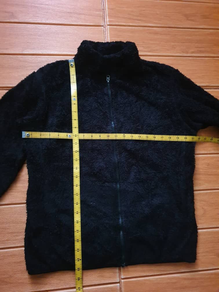 Japanese Brand Uniqlo black colour Japanese brand fleece Sweater Size US L / EU 52-54 / 3 - 5 Thumbnail
