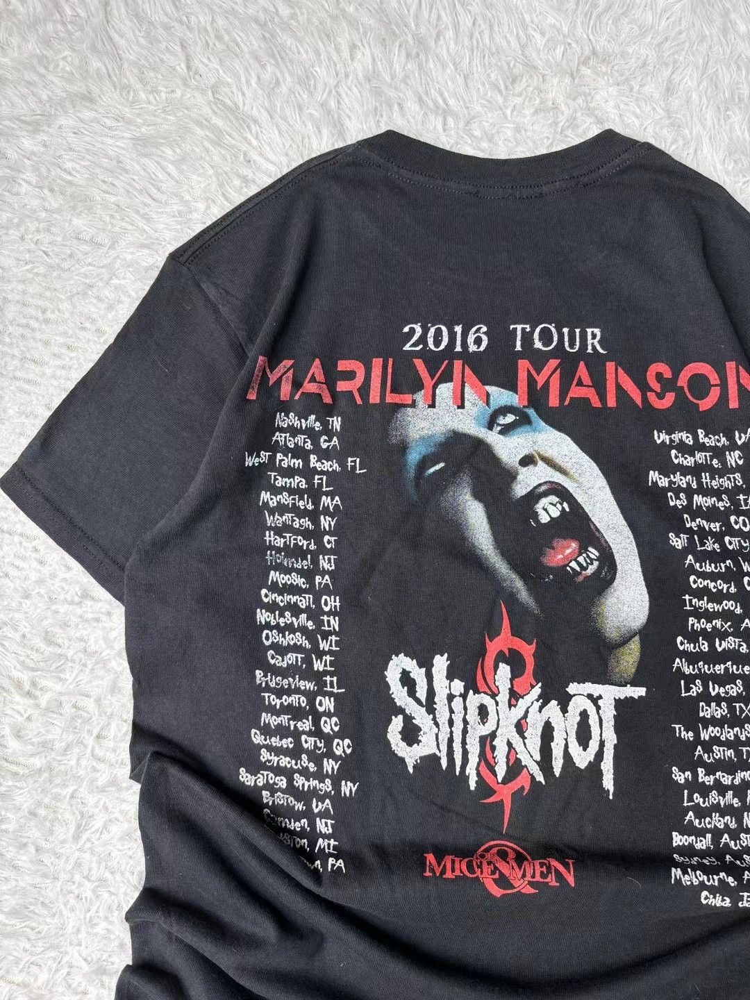 Band Tees × Marilyn Manson × Vintage Vintage band tee Marilyn Manson 00s Size US M / EU 48-50 / 2 - 4 Thumbnail