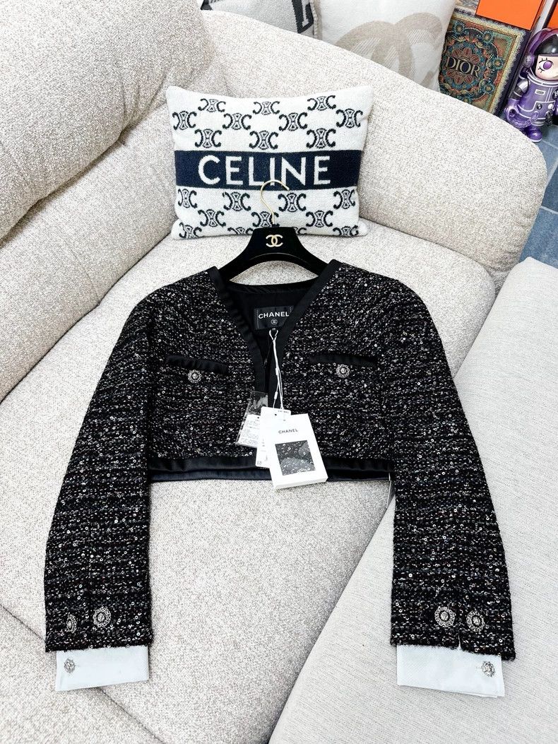 Chanel Chanel Illusion sequin short jacket Size XS / US 0-2 / IT 36-38 - 1 Thumbnail