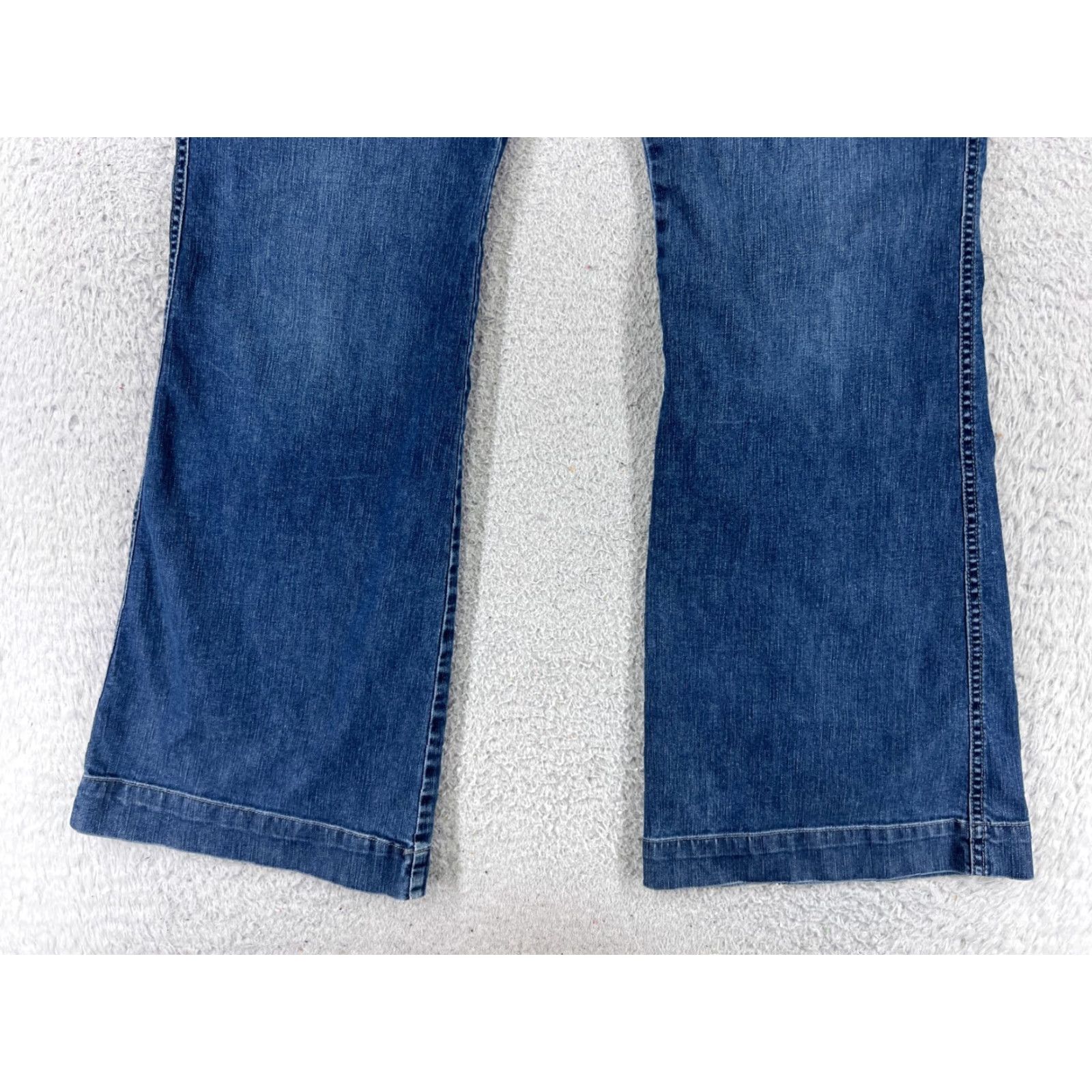 Old Navy VINTAGE Old Navy Womens Flared Maternity Jeans 12 Blue Denim Stretch Low Rise 5-Pocket Size 34" / US 12 / IT 48 - 2 Thumbnail