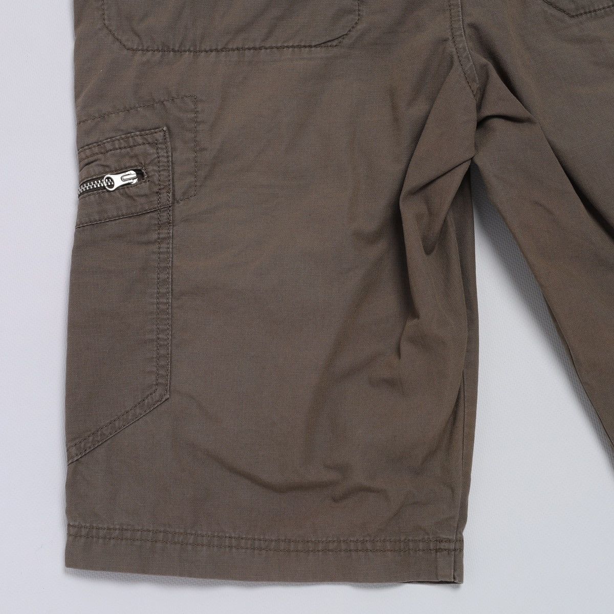 Nike Vintage Nike Cargo Shorts Size US 30 / EU 46 - 11 Thumbnail