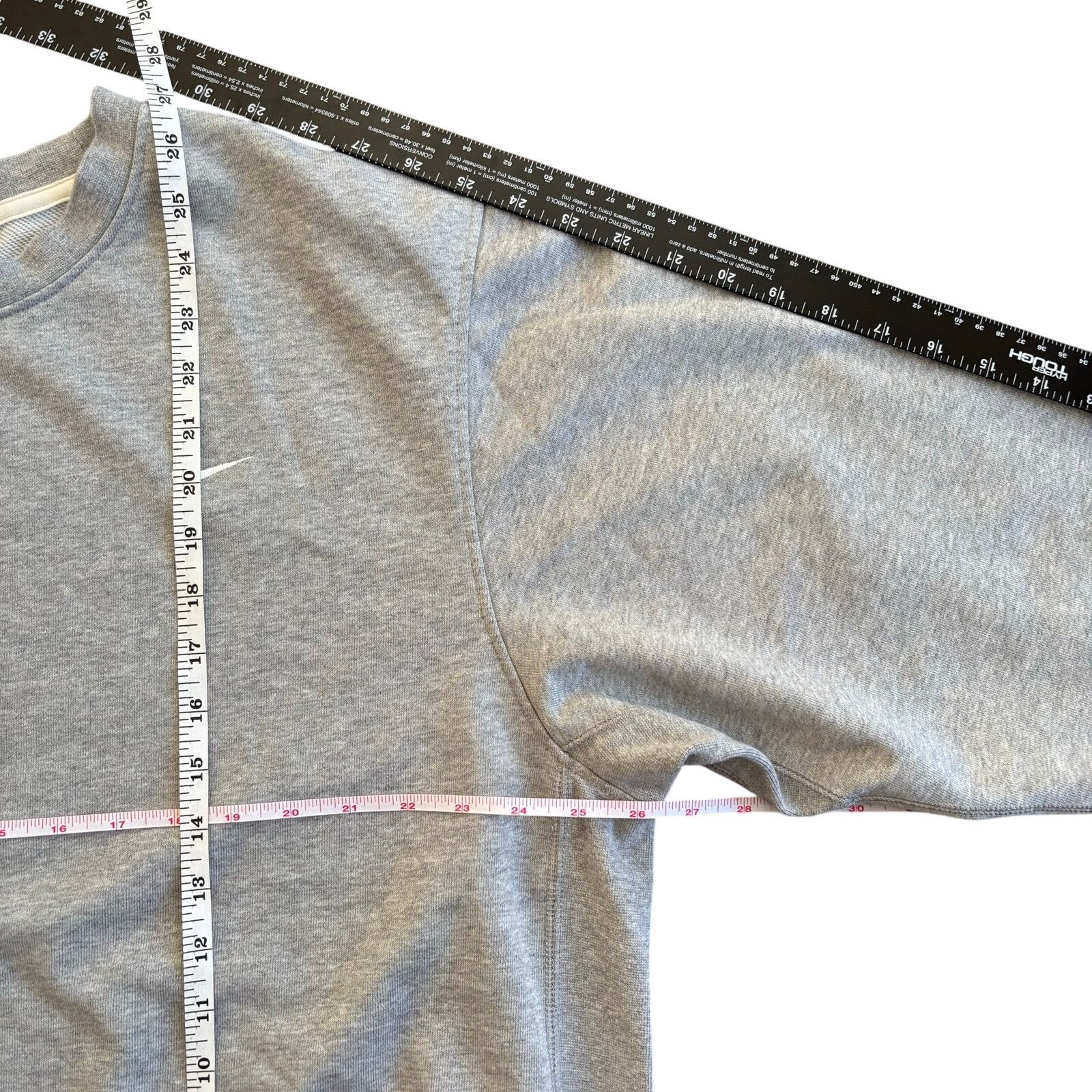 Nike Nike Grey Crewneck XL Hidden Side Pocket Size US XL / EU 56 / 4 - 3 Thumbnail