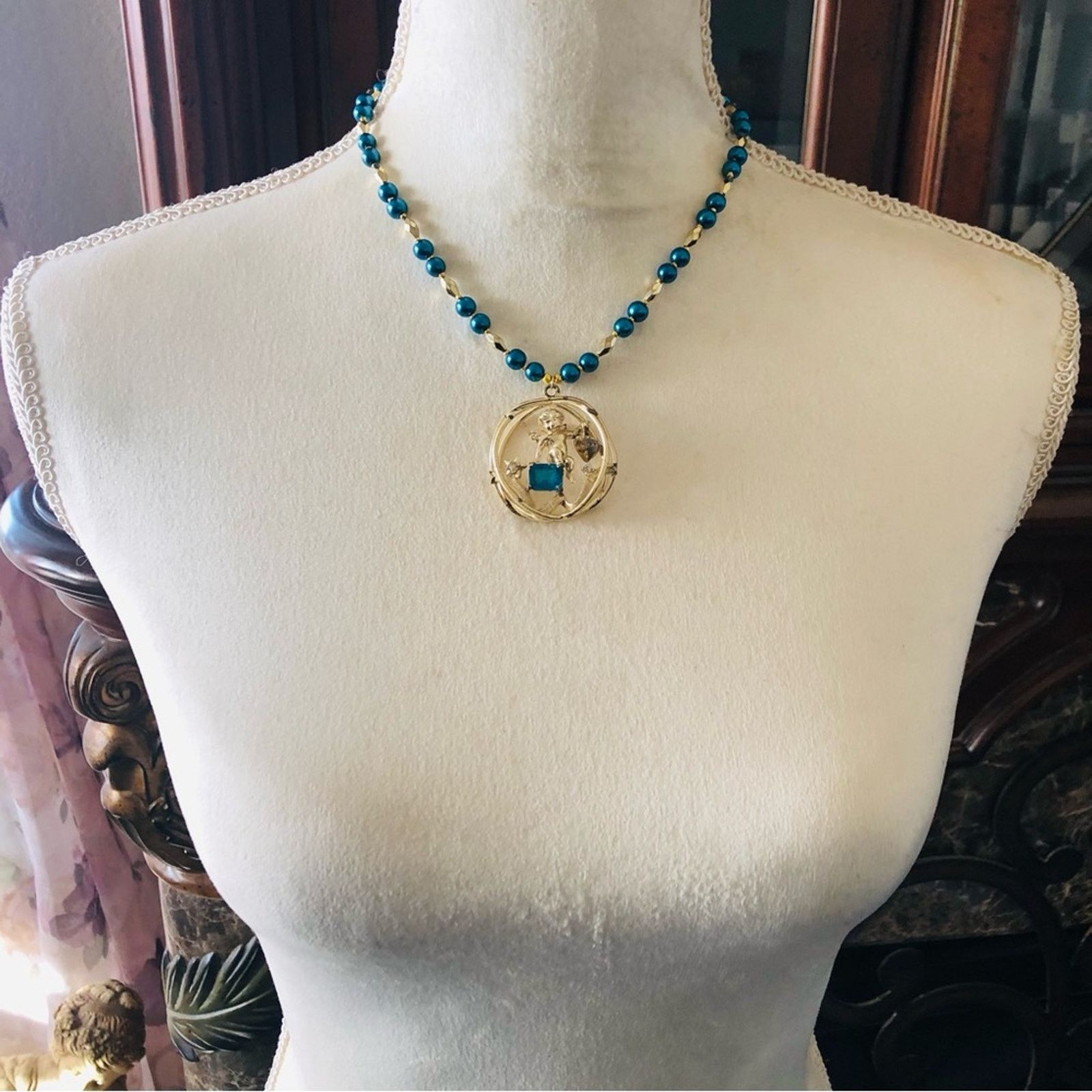 Handmade Handcrafted repurpose cherub peacock stone Pearl necklace Size ONE SIZE - 5 Thumbnail