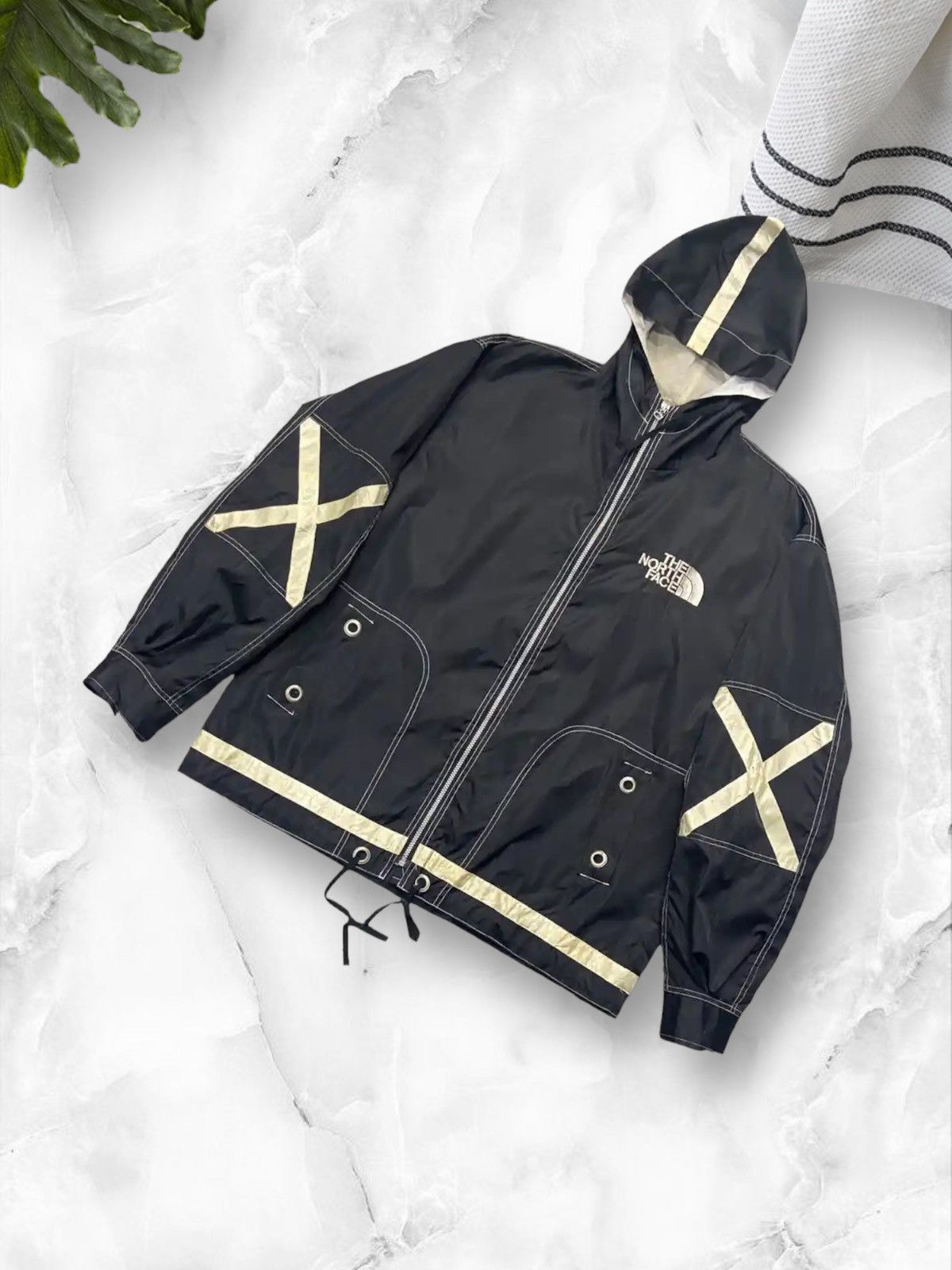 The North Face × Vintage Vintage 80s The North Face Embroidered Contrast Jacket Size US XL / EU 56 / 4 - 8 Thumbnail