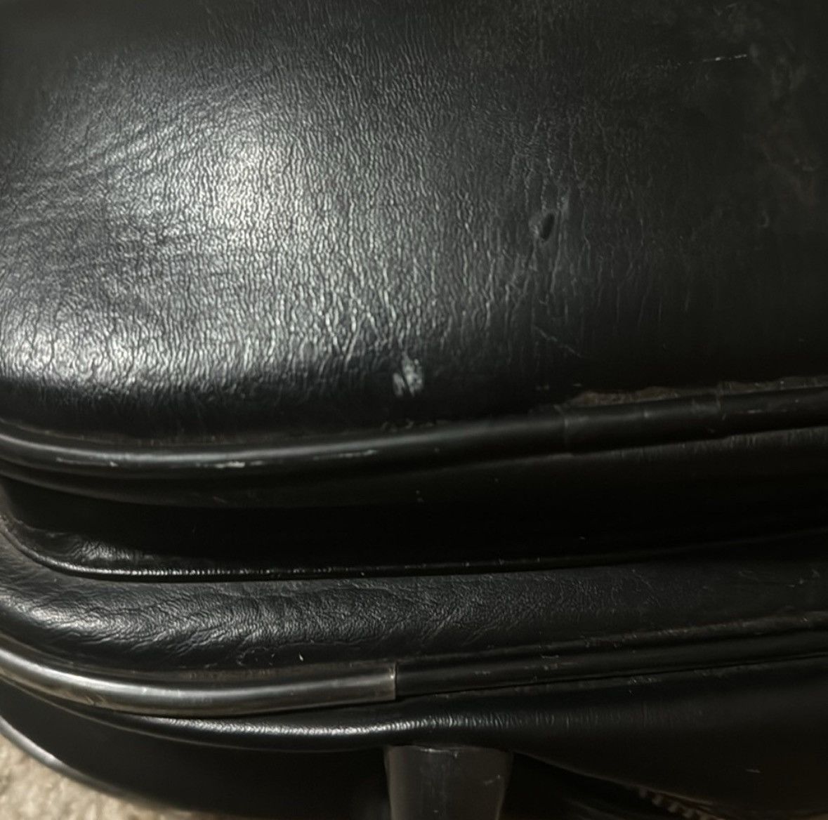 Vintage Vintage Retro Travel Bag Luggage 🧳 💼 Black Leather Size ONE SIZE - 7 Thumbnail