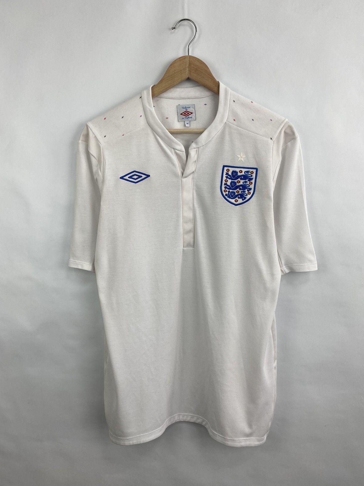 Umbro 🏴󠁧󠁢󠁥󠁮󠁧󠁿 England Umbro 2016 Soccer Jersey Training Rare Retro Hype Size US M / EU 48-50 / 2 - 3 Thumbnail