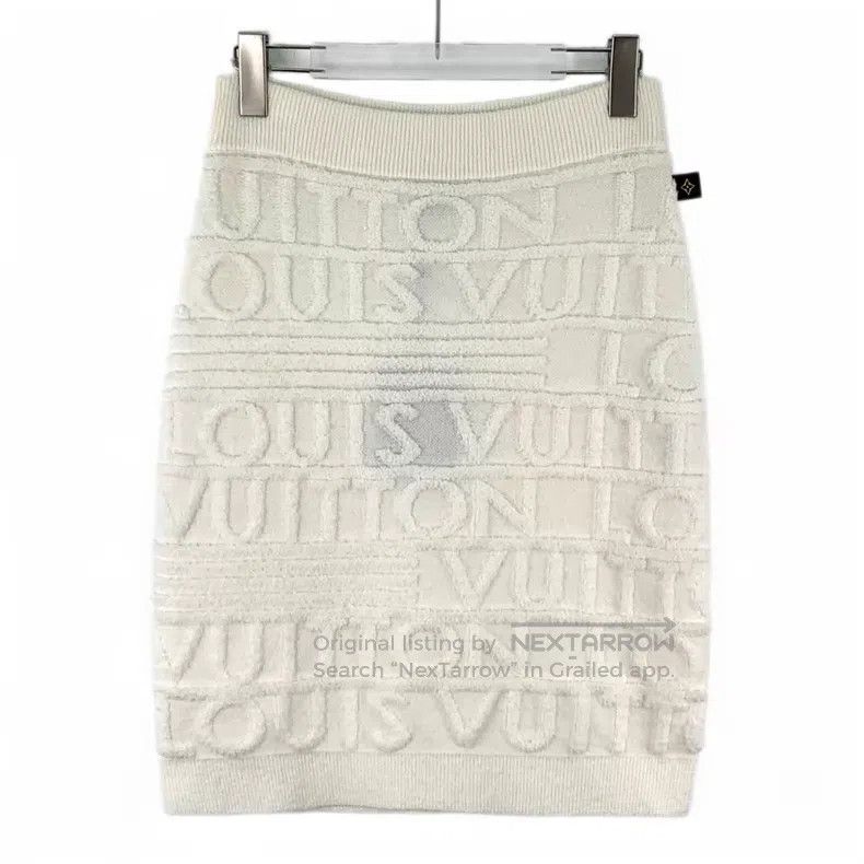 Louis Vuitton Louis Vuitton size s Off-white logo monogrammed printed she Size 24" / US 00 / IT 34 - 1 Thumbnail