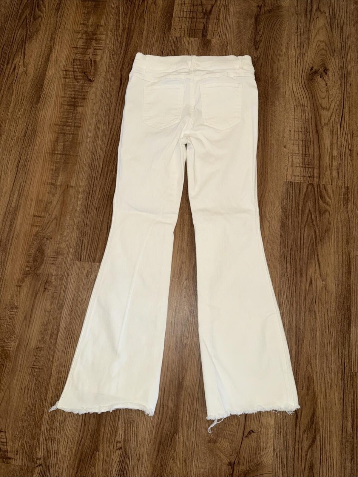 Domenico Spano Spanx EveryWear Flare Jeans High Rise 70s White Raw Hem Size 32" / US 10 / IT 46 - 9 Thumbnail