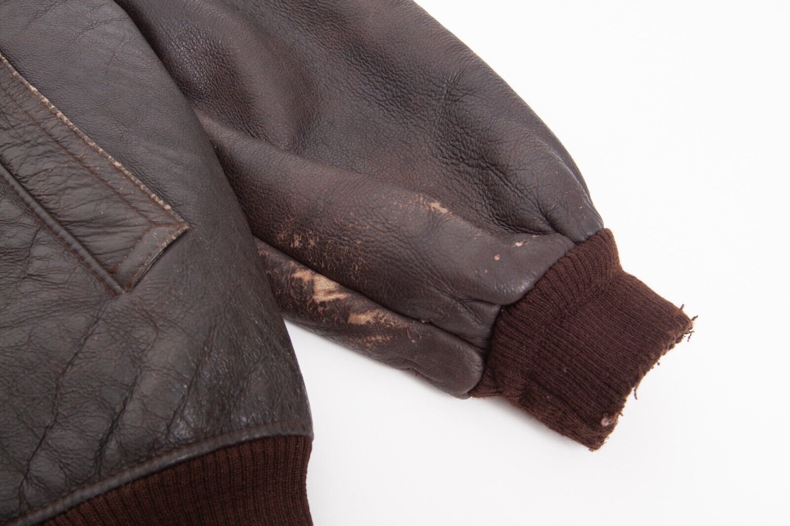 Vintage Vintage US Army B6 Shearling Bomber Jacket Airforce Leather Size US L / EU 52-54 / 3 - 8 Thumbnail