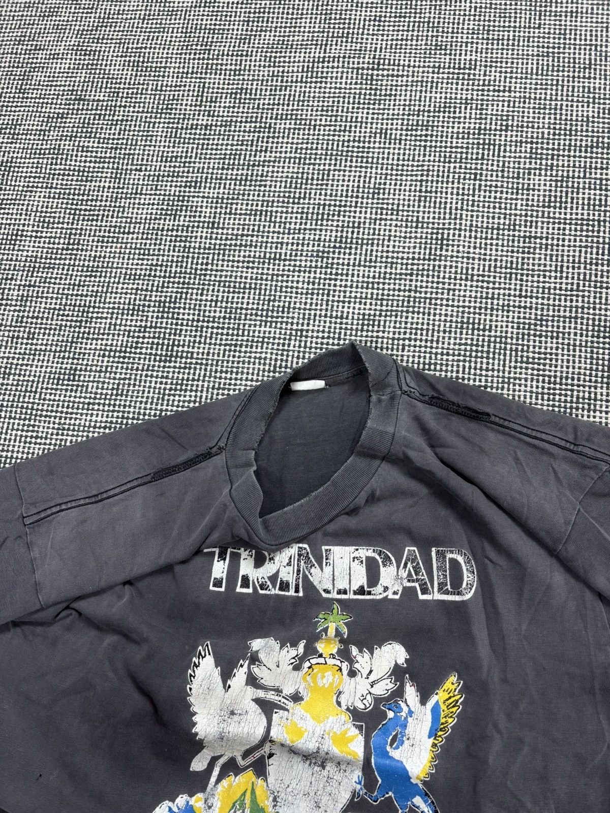 Other 90s trashed sick fade vintage tourist souvenir tee tobago Size US XL / EU 56 / 4 - 3 Thumbnail