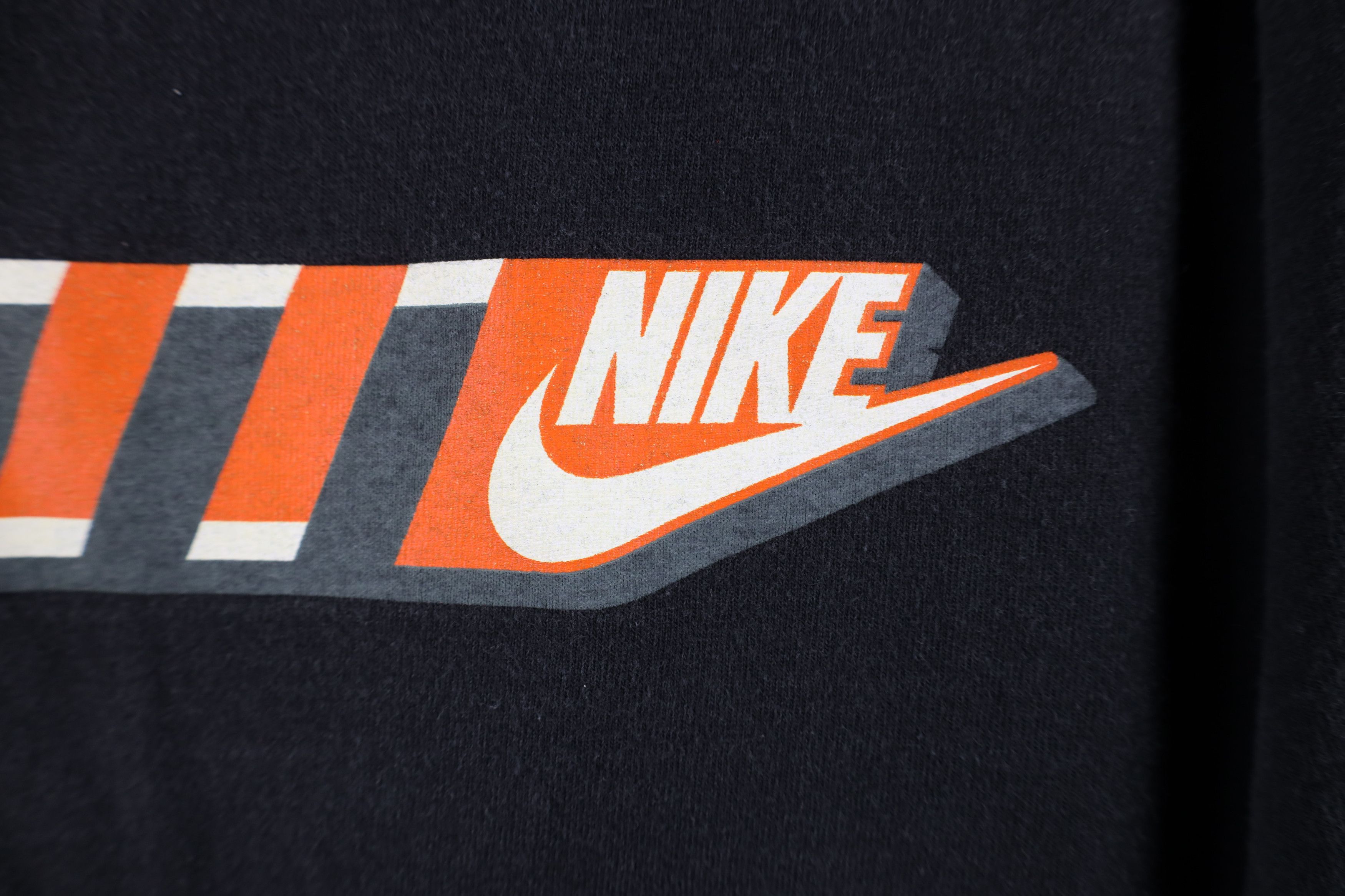 Nike Vintage Y2K Nike Mini Swoosh Block Letter T-Shirt Black Size US XL / EU 56 / 4 - 5 Thumbnail