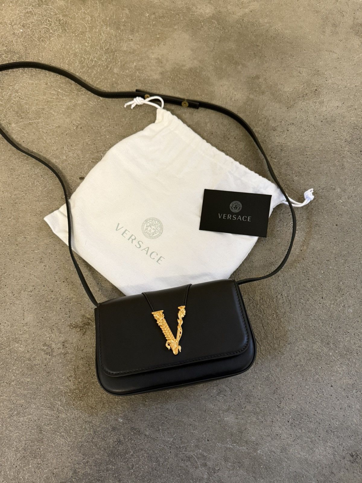 Versace Versace Medusa Shoulder Bag Size ONE SIZE - 1 Thumbnail