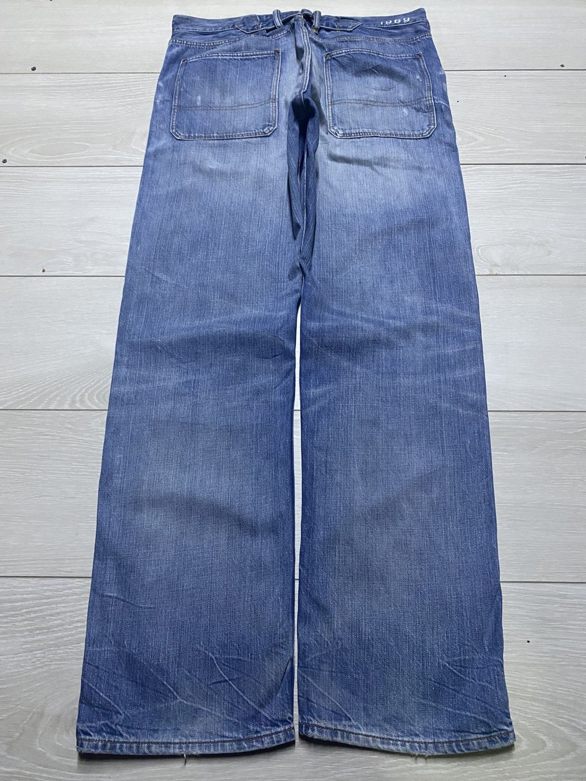 Gap Vintage Gap Denim Buckle Back Faded Loose Jeans Size US 32 / EU 48 - 1 Thumbnail