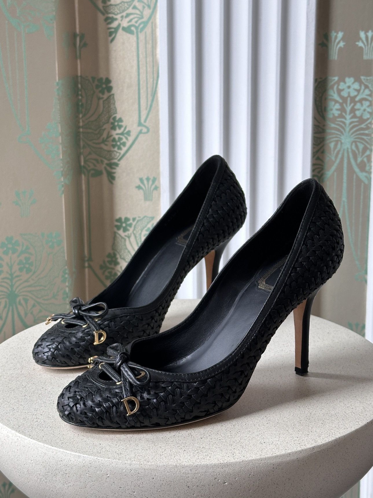 DIOR Black Woven Leather CD Charm Bow Heels Pumps Size: 39 - Main Image