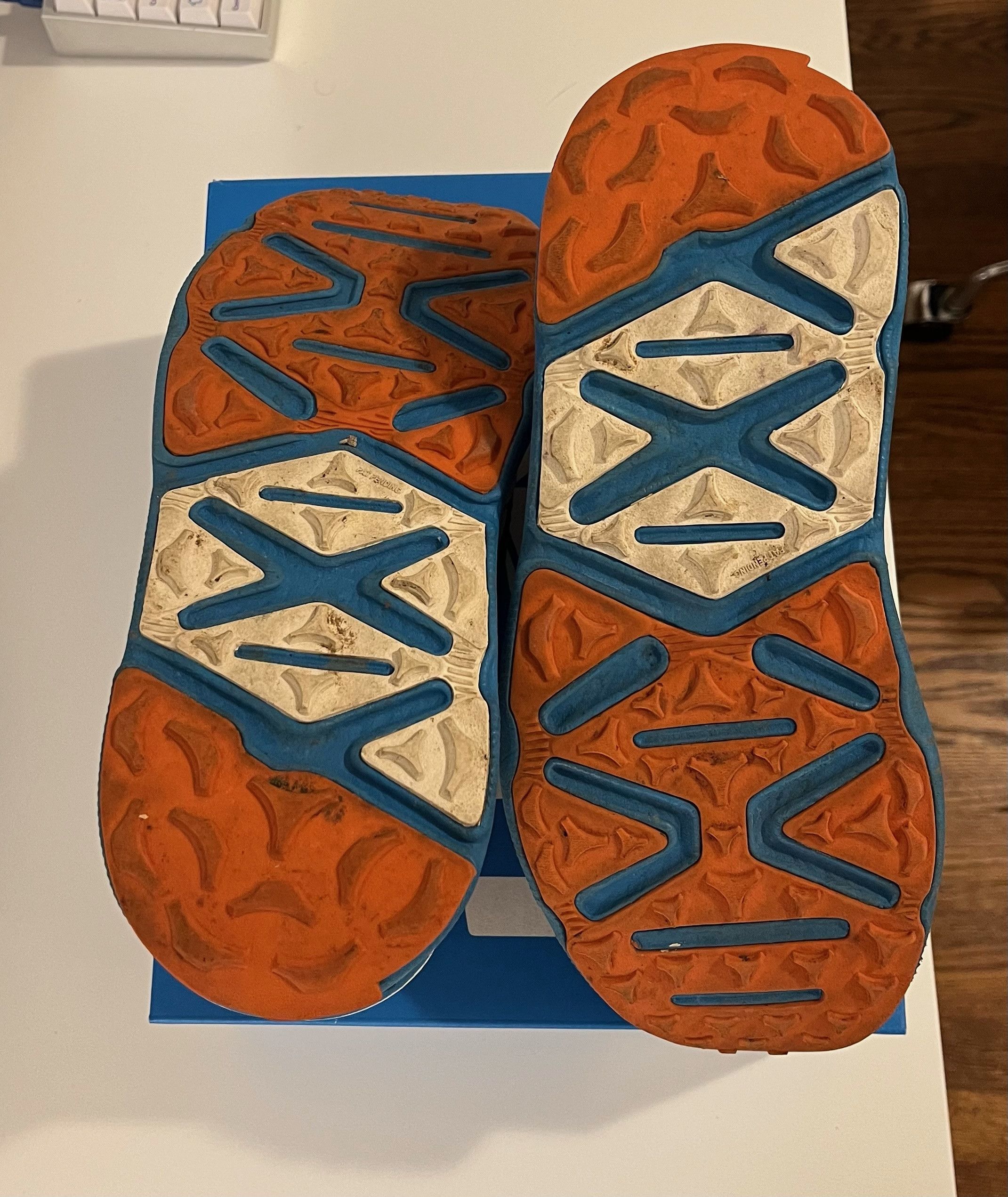Hoka Vintage Mafate Edition OG Running Shoes Size US 7.5 / EU 40-41 - 3 Thumbnail