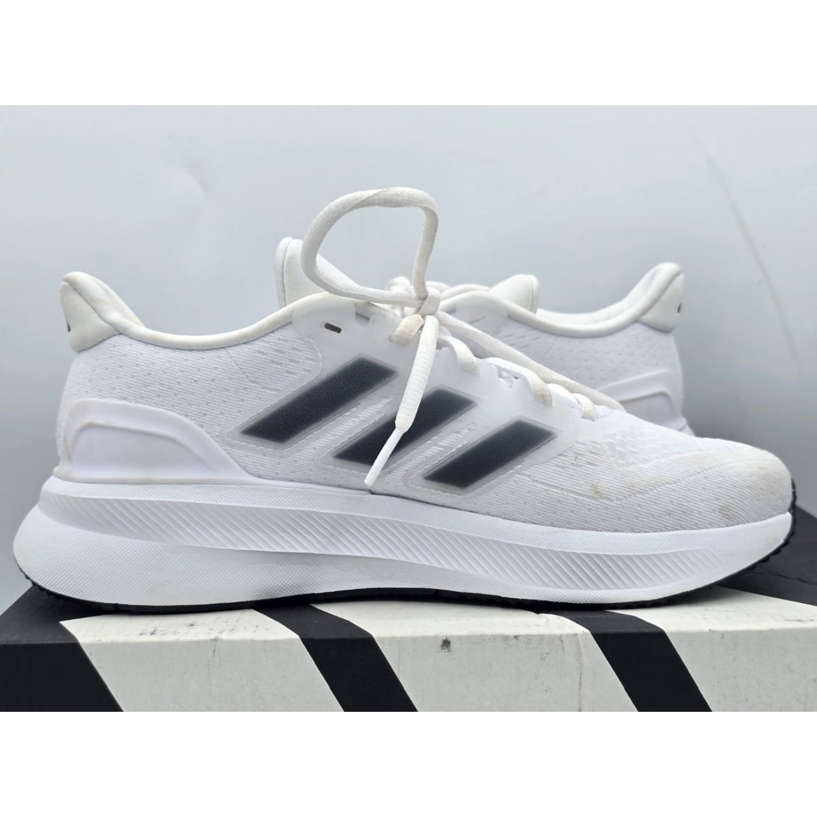 Adidas VINTAGE Adidas UltraRun 5 J Sneakers - Men's Size 6 - White - Athletic - Pre-Owned Size US 6 / EU 39 - 7 Thumbnail