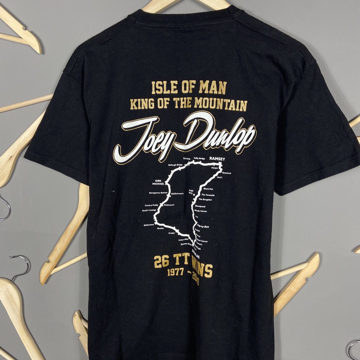Honda × Vintage Joey Dunlop Isle of Man TT t-shirt Size US L / EU 52-54 / 3 - 6 Thumbnail