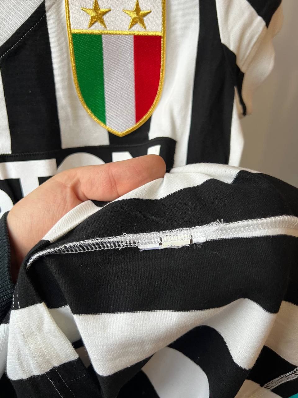 Vintage 1984/85 JUVENTUS FC RETRO REMAKE HOME SOCCER JERSEY SHIRT Size XL / US 12-14 / IT 48-50 - 10 Thumbnail